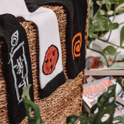 Image produit Naruto Shippuden - Chaussettes symbole Sasuke set de 3 pièces