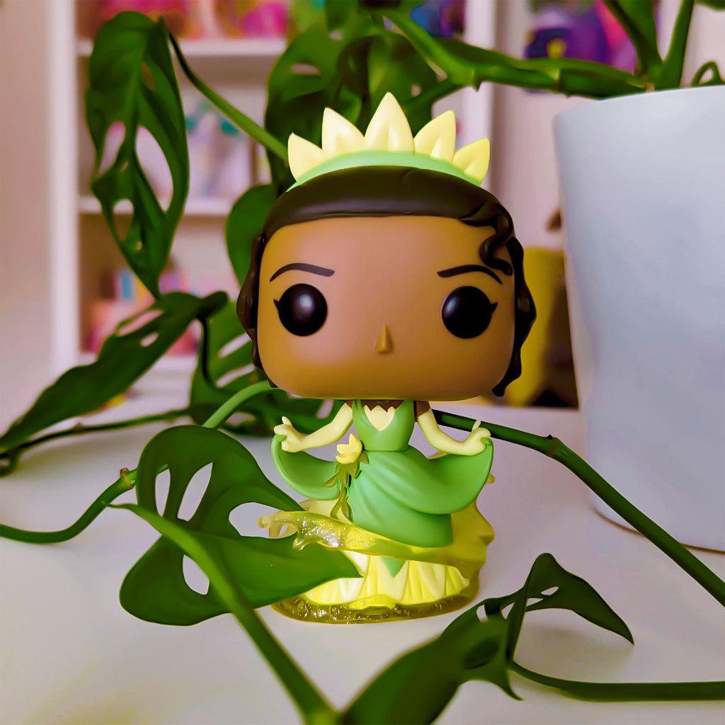 Image produit Embrasse la Grenouille - Figurine Funko Pop Tiana Disney 100