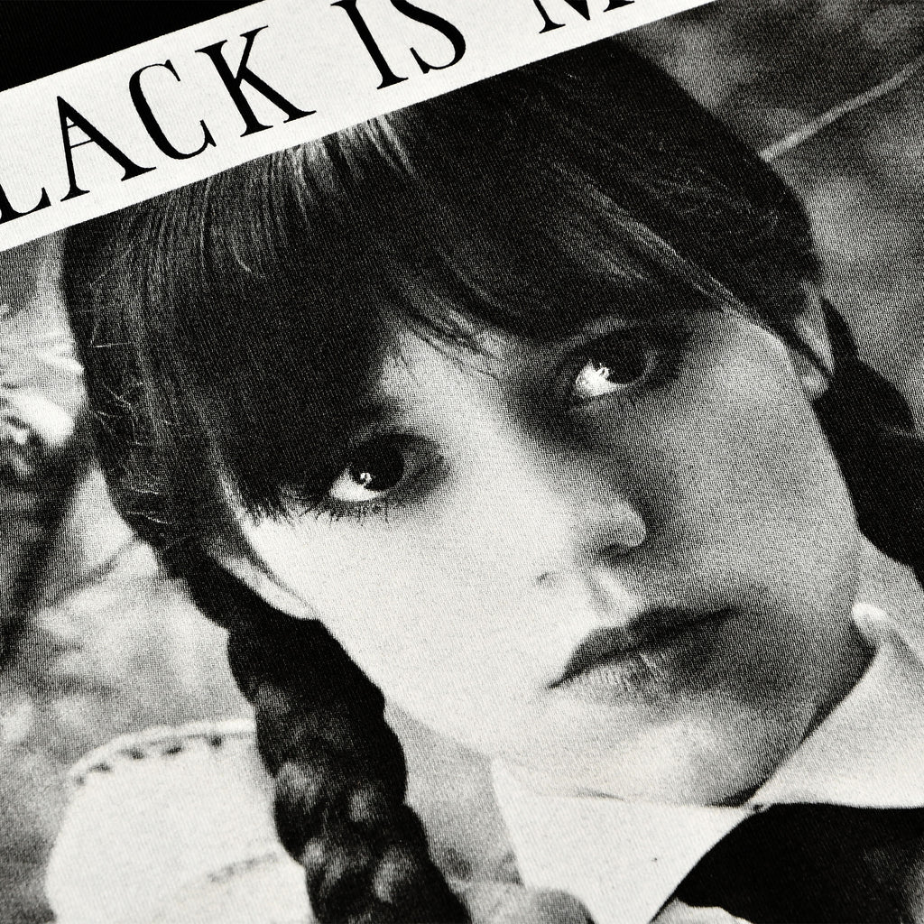 Image produit Mercredi - Le noir est ma couleur heureuse T-shirt noir