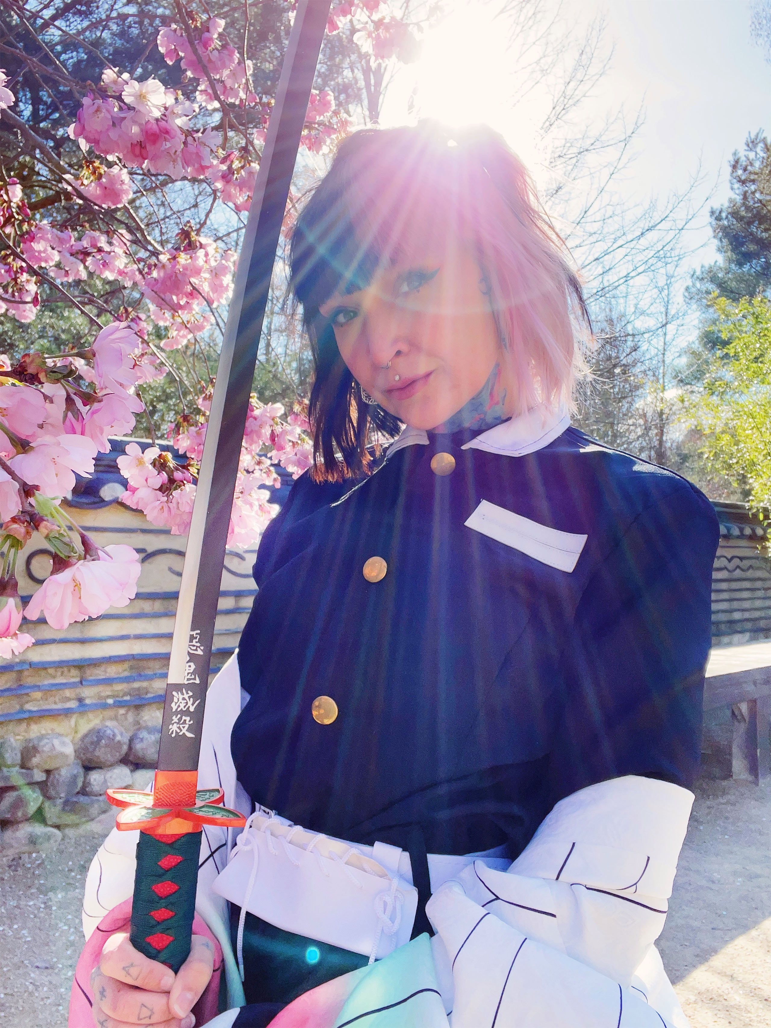 Image produit Réplique du Katana de Shinobu Hashira avec Saya pour les fans de Demon Slayer