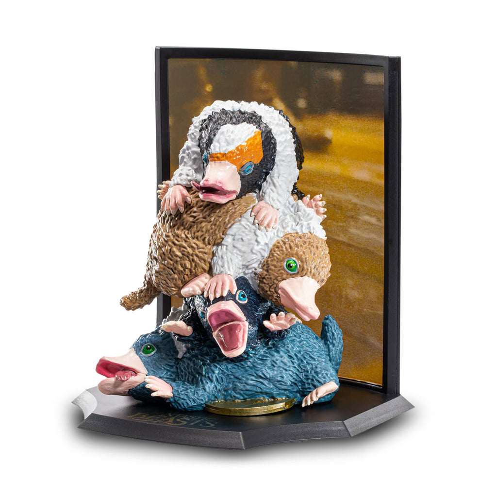Image produit Animaux fantastiques - Figurine Diorama Baby Niffler