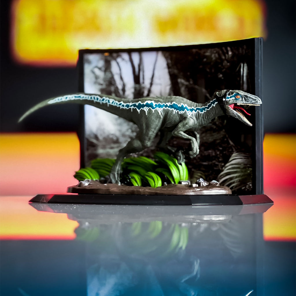 Image produit Jurassic Park - Figurine Diorama Velociraptor Bleu