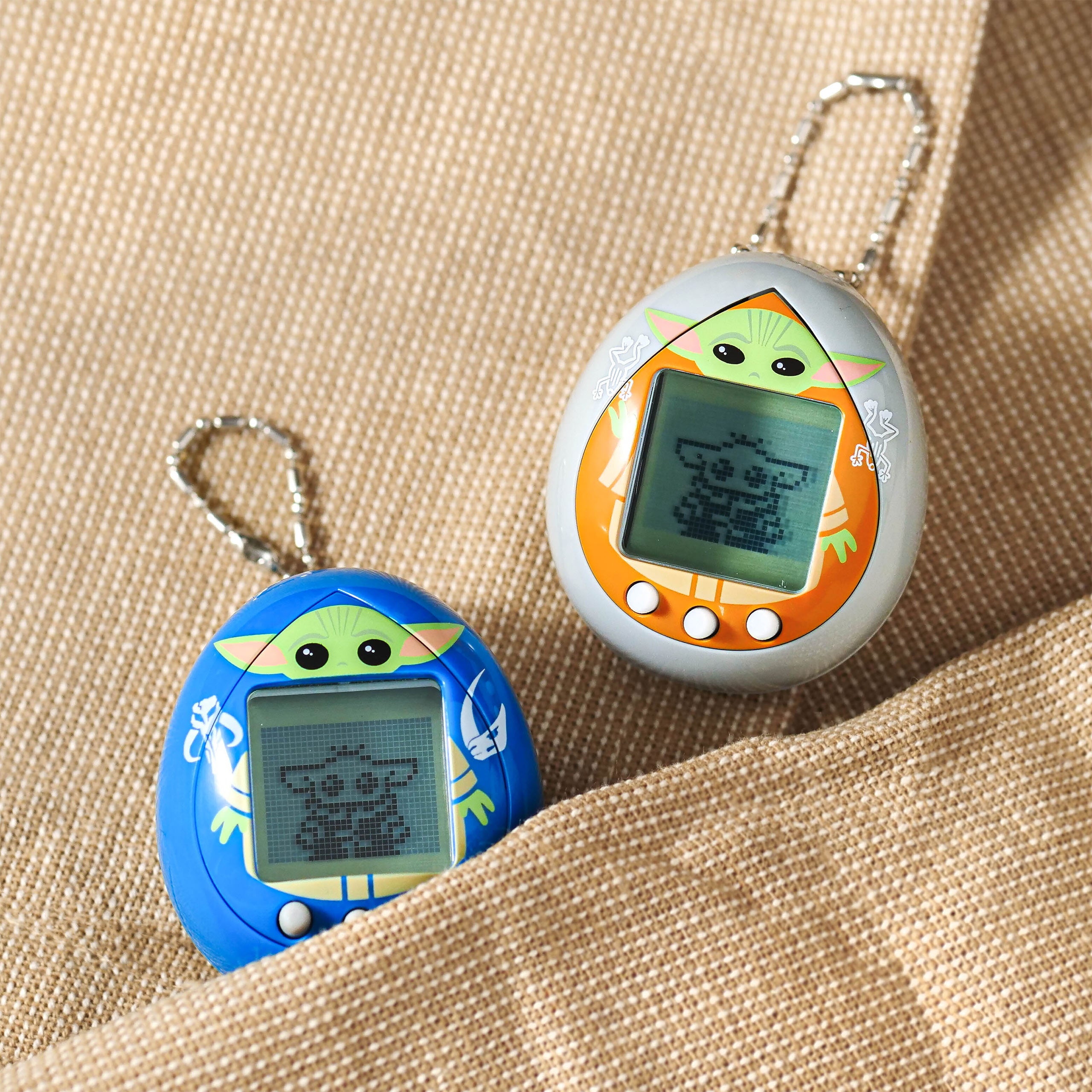 Image produit Tamagotchi Grogu gris - Star Wars The Mandalorian