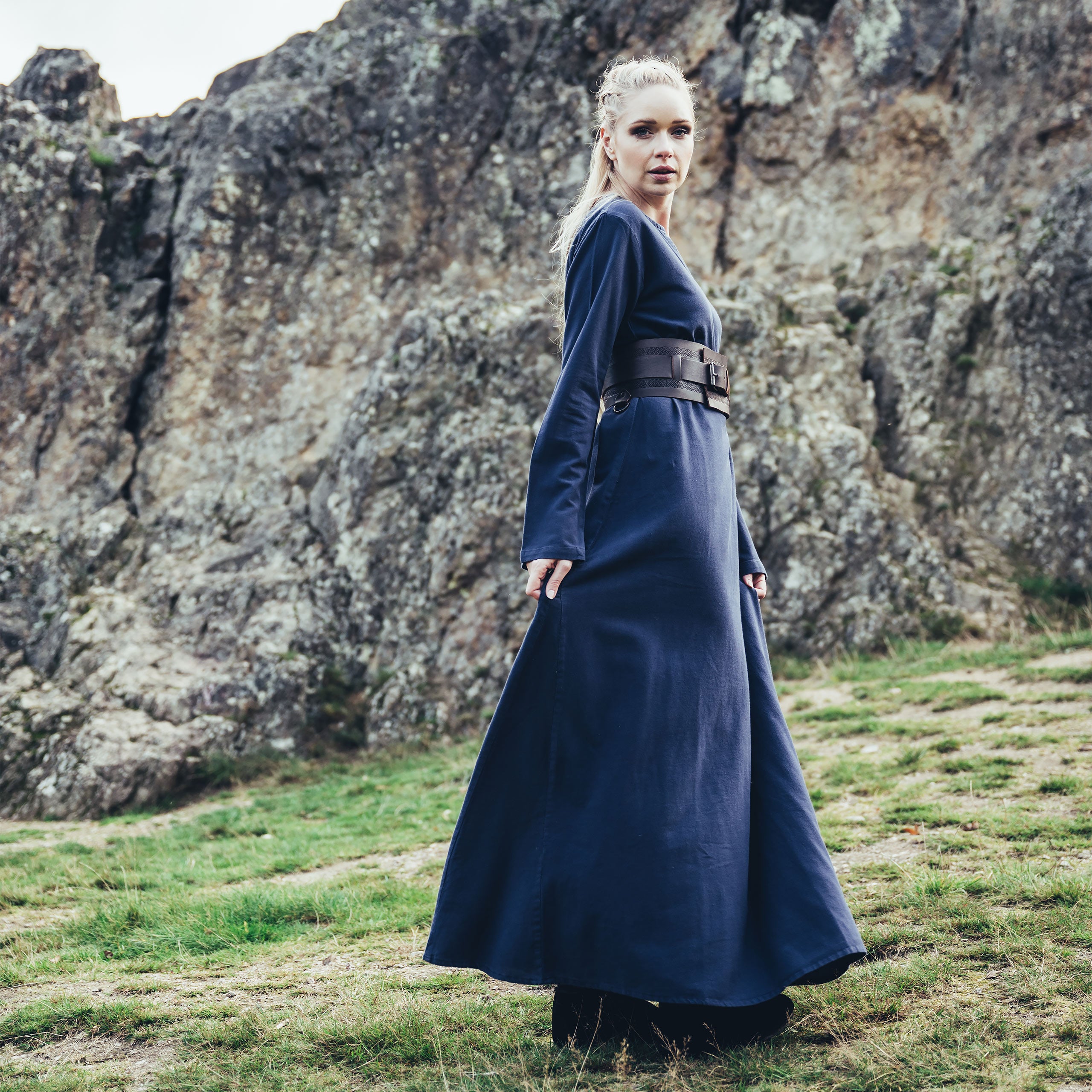 Image produit Sous-robe médiévale Valdis bleue