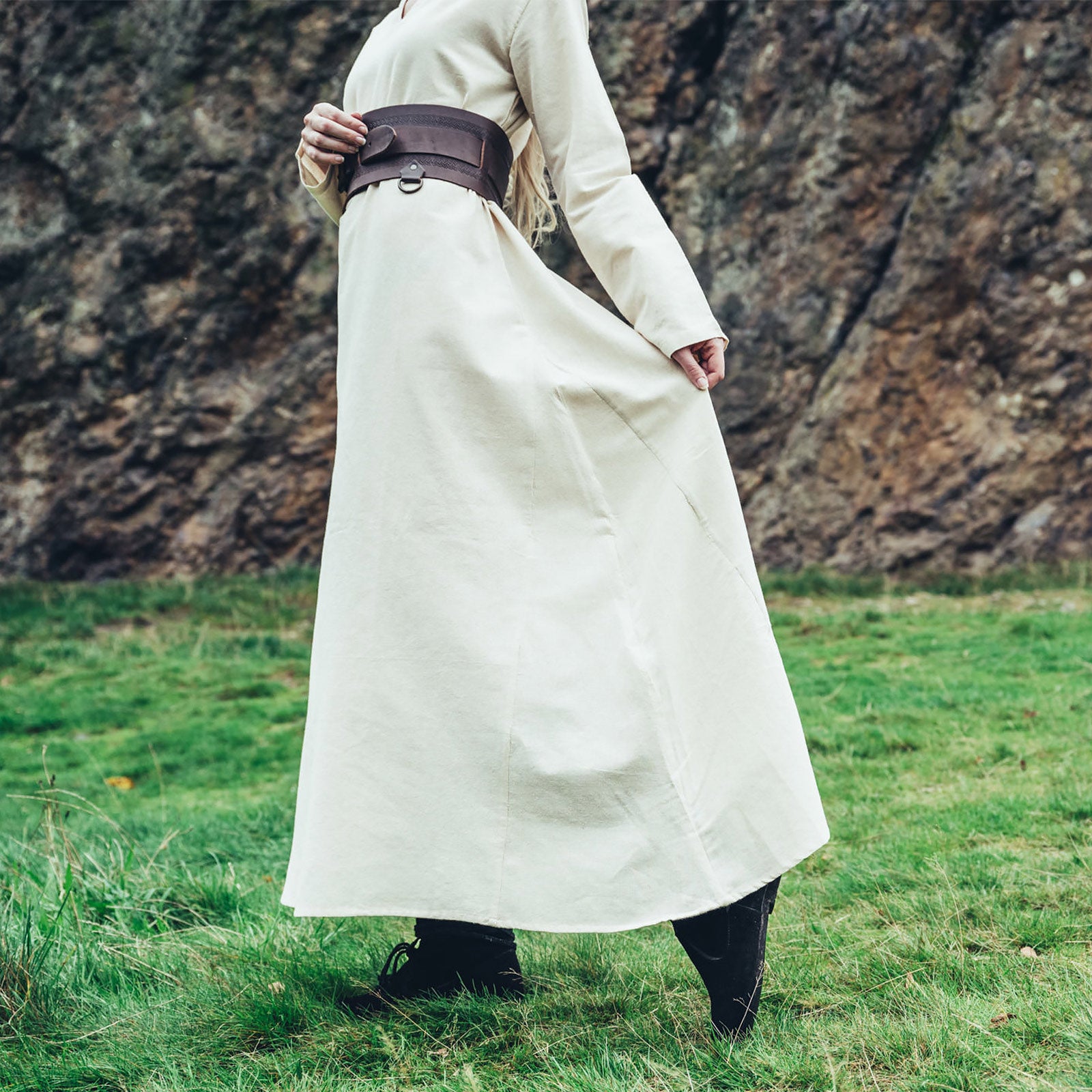 Image produit Sous-robe médiévale Valdis beige