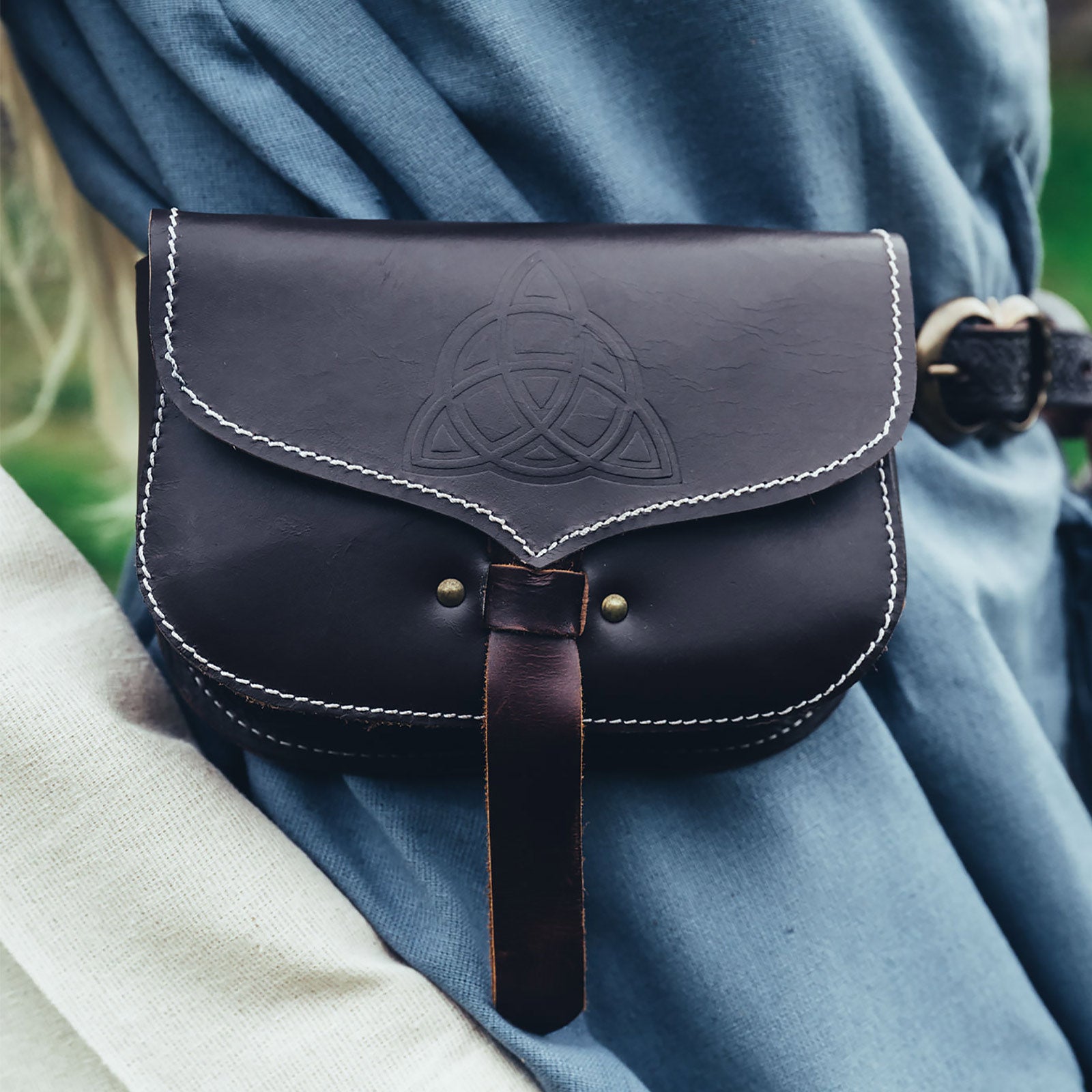 Image produit Sacoche médiévale de ceinture Hulda noire