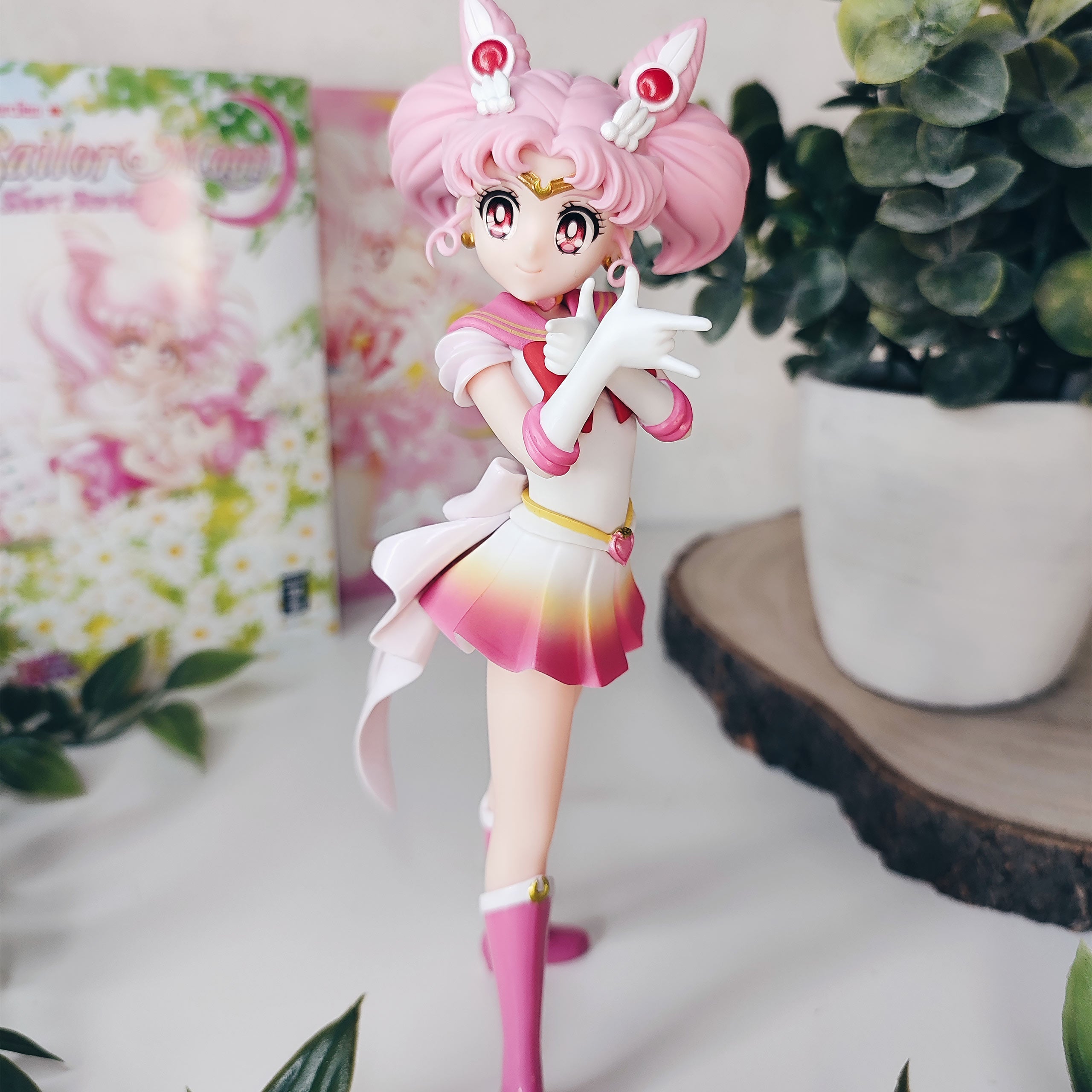 Image produit Sailor Moon Eternal - Sailor Chibi Moon Glitter & Glamours Figurine Version B