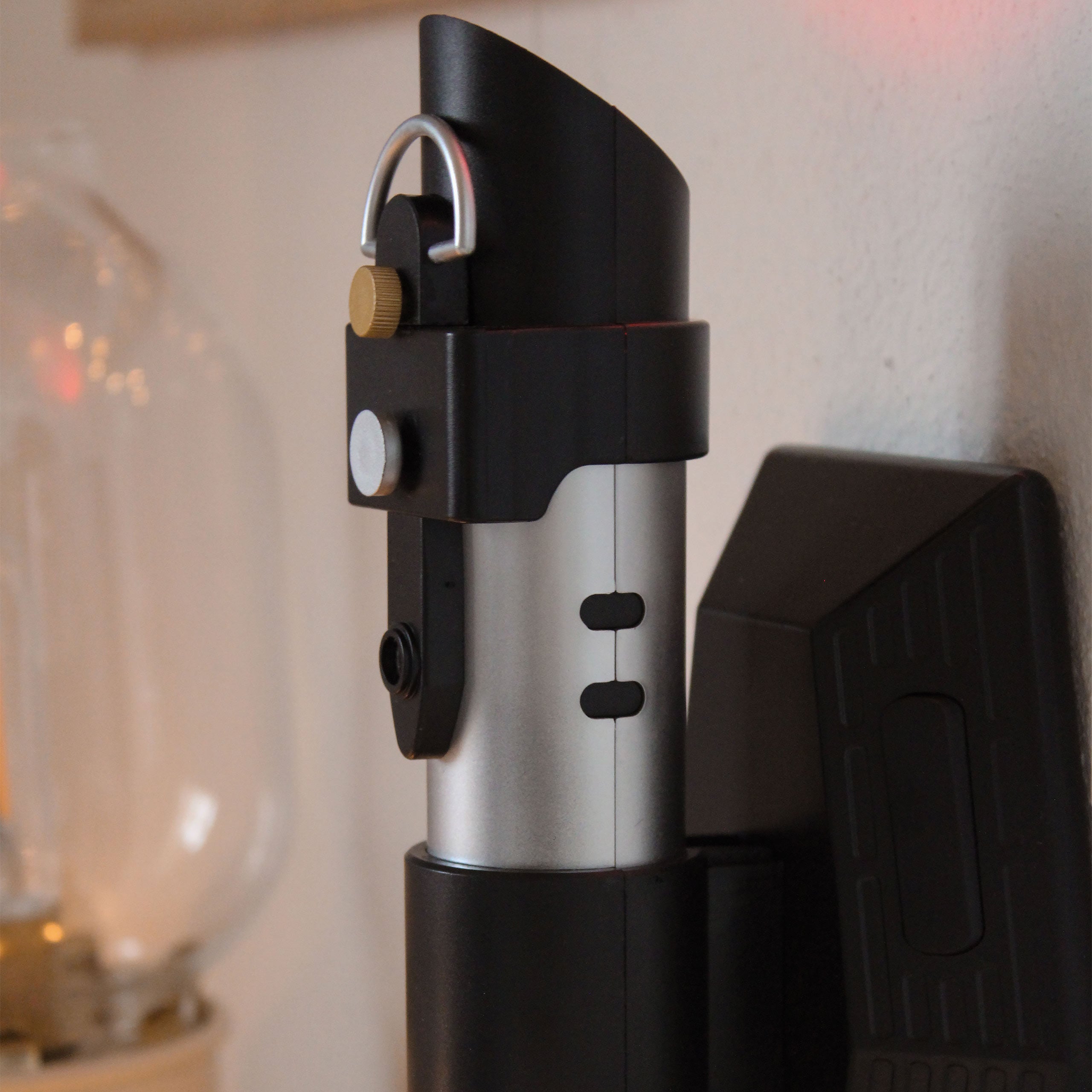 Image produit Star Wars - Lampe murale LED Sabre laser avec son