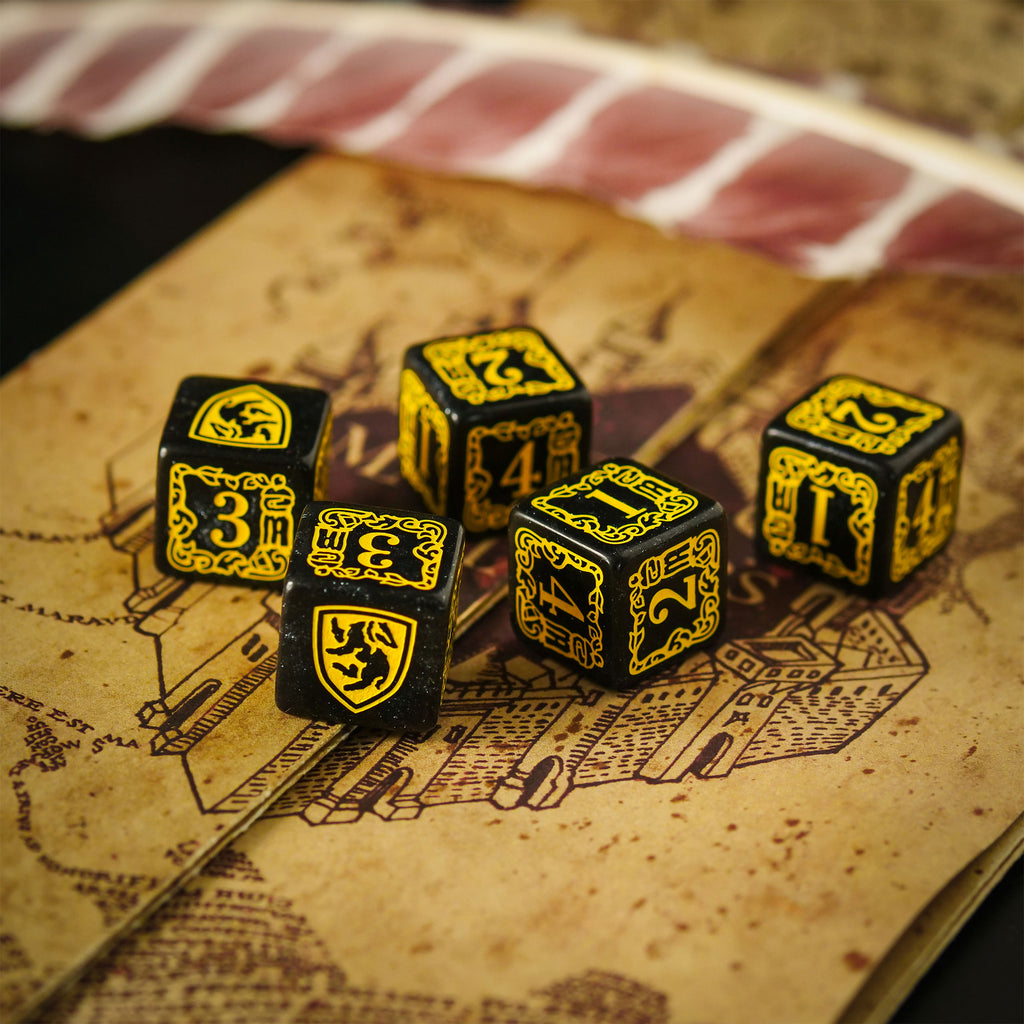 Image produit Harry Potter - Set de dés RPG Hufflepuff 5pcs avec sac à dés jaune
