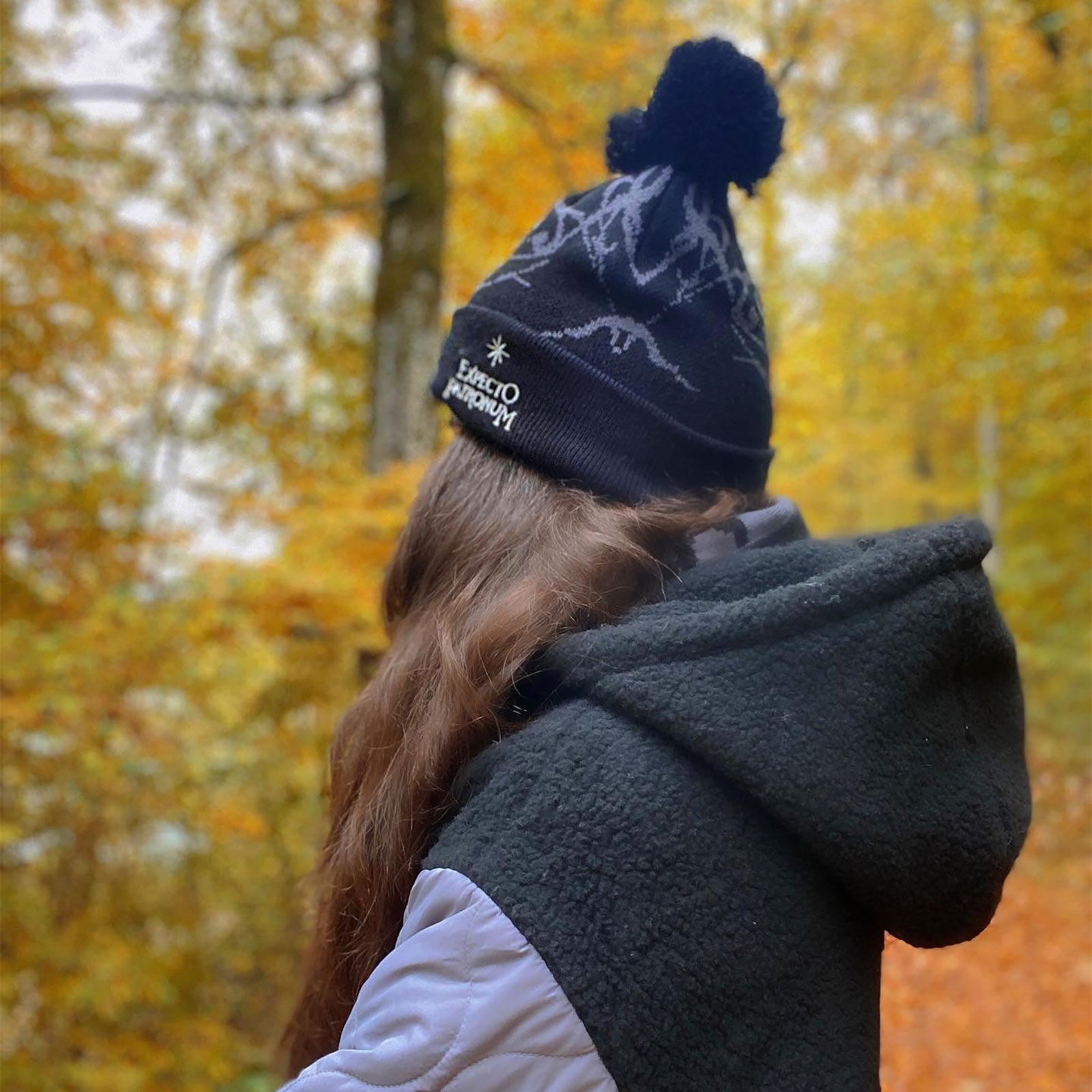 Image produit Harry Potter - Bonnet Expecto Patronum avec Pompon Noir