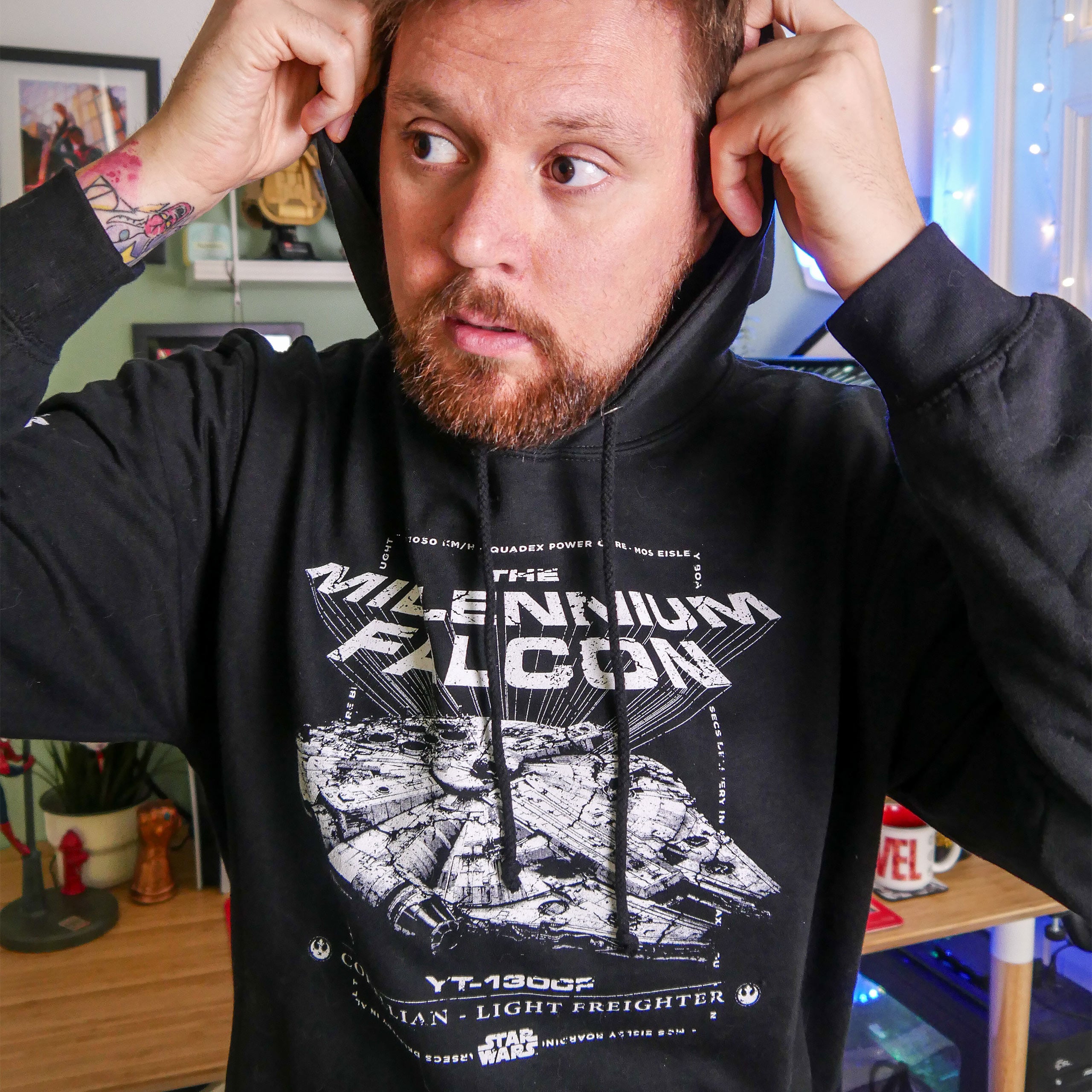 Image produit Star Wars - Millennium Falcon Mos Eisley Embarquement 94 Hoodie