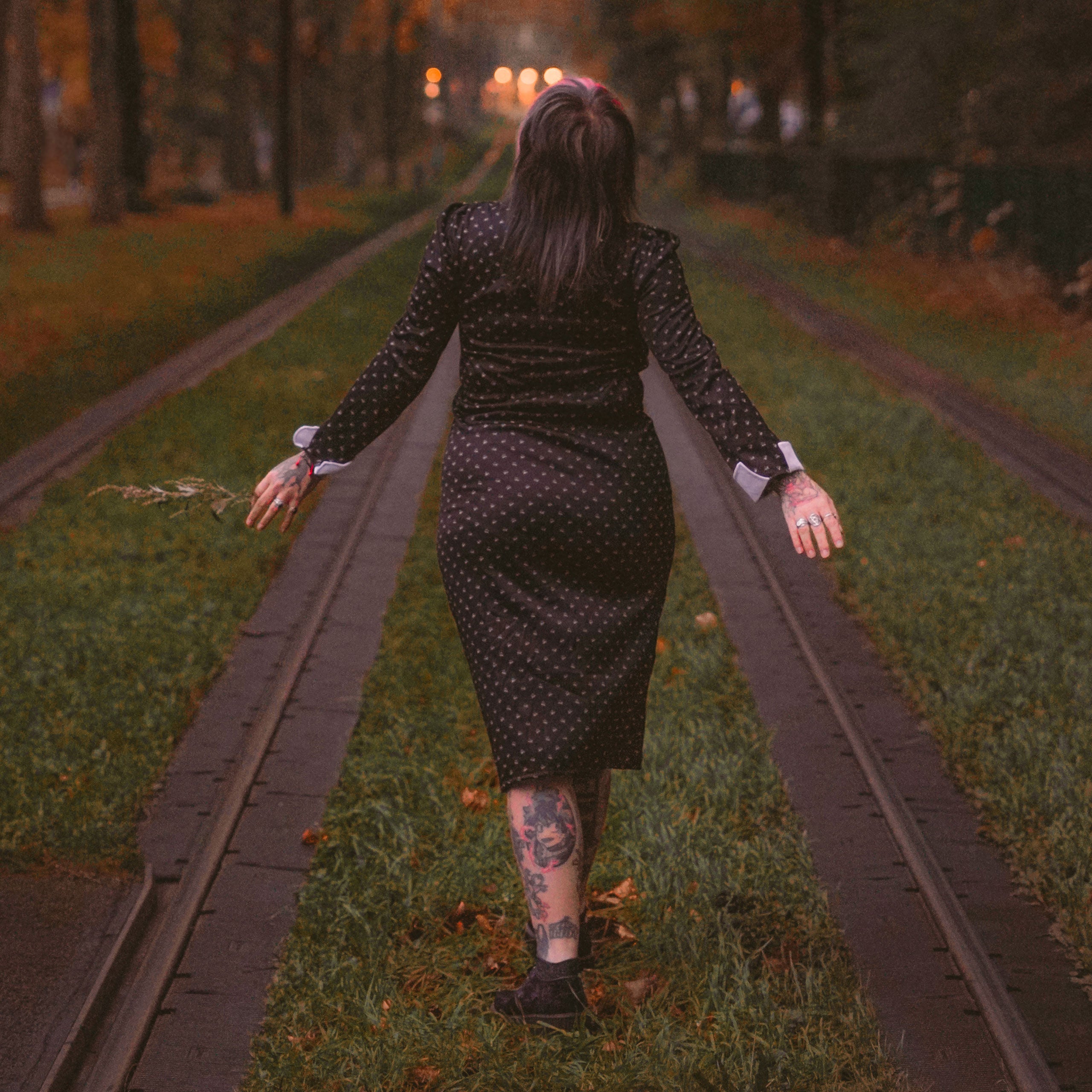 Image produit Robe de costume Wednesday Addams pour femmes noires