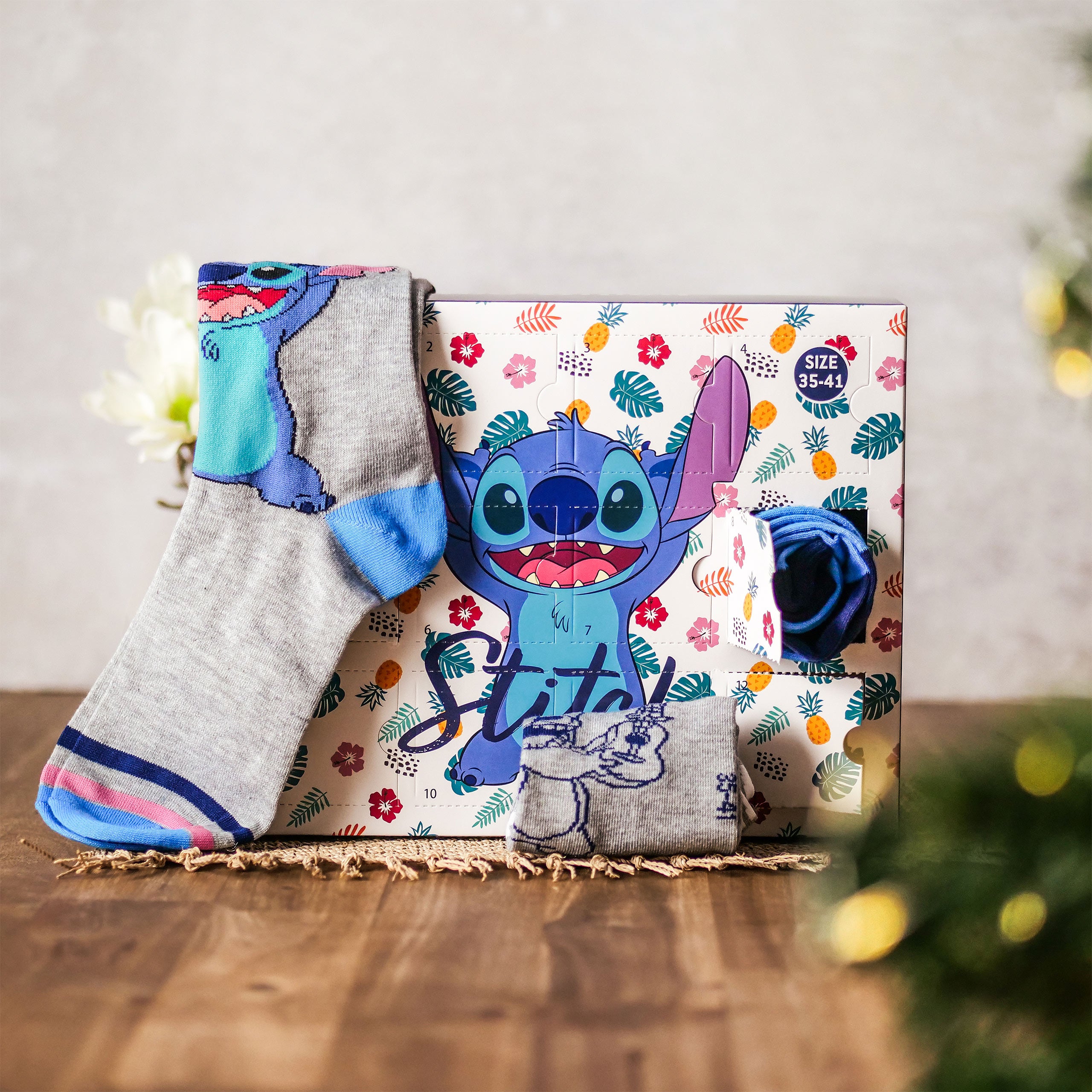 Image produit Lilo & Stitch - Calendrier de l'avent Stitch Chaussettes