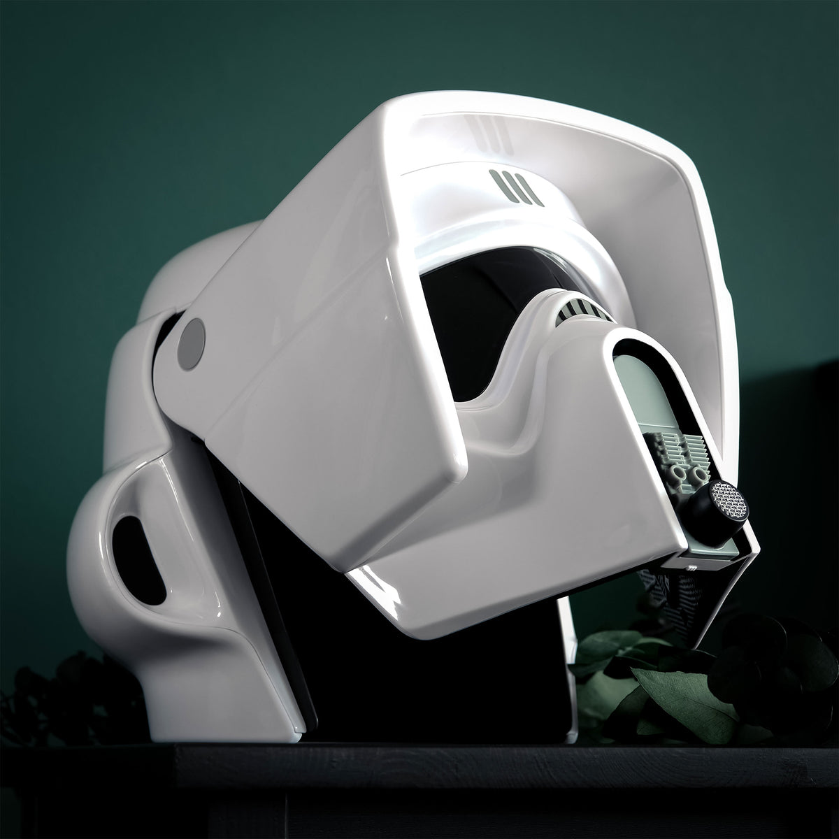 Image produit Star Wars - Casque Premium de la série noire Scout Trooper