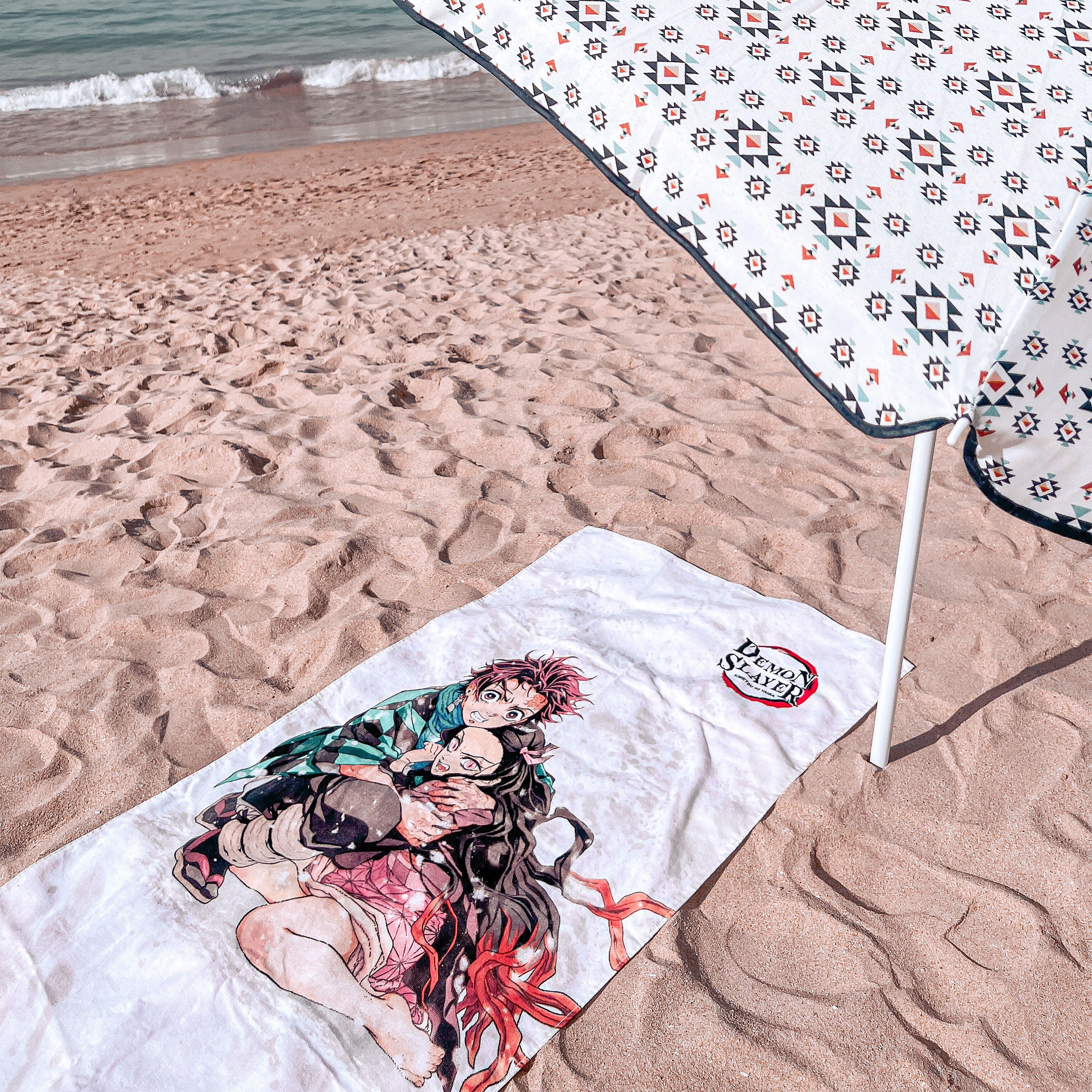 Image produit Demon Slayer - Serviette de plage Nezuko et Tanjiro Kamado