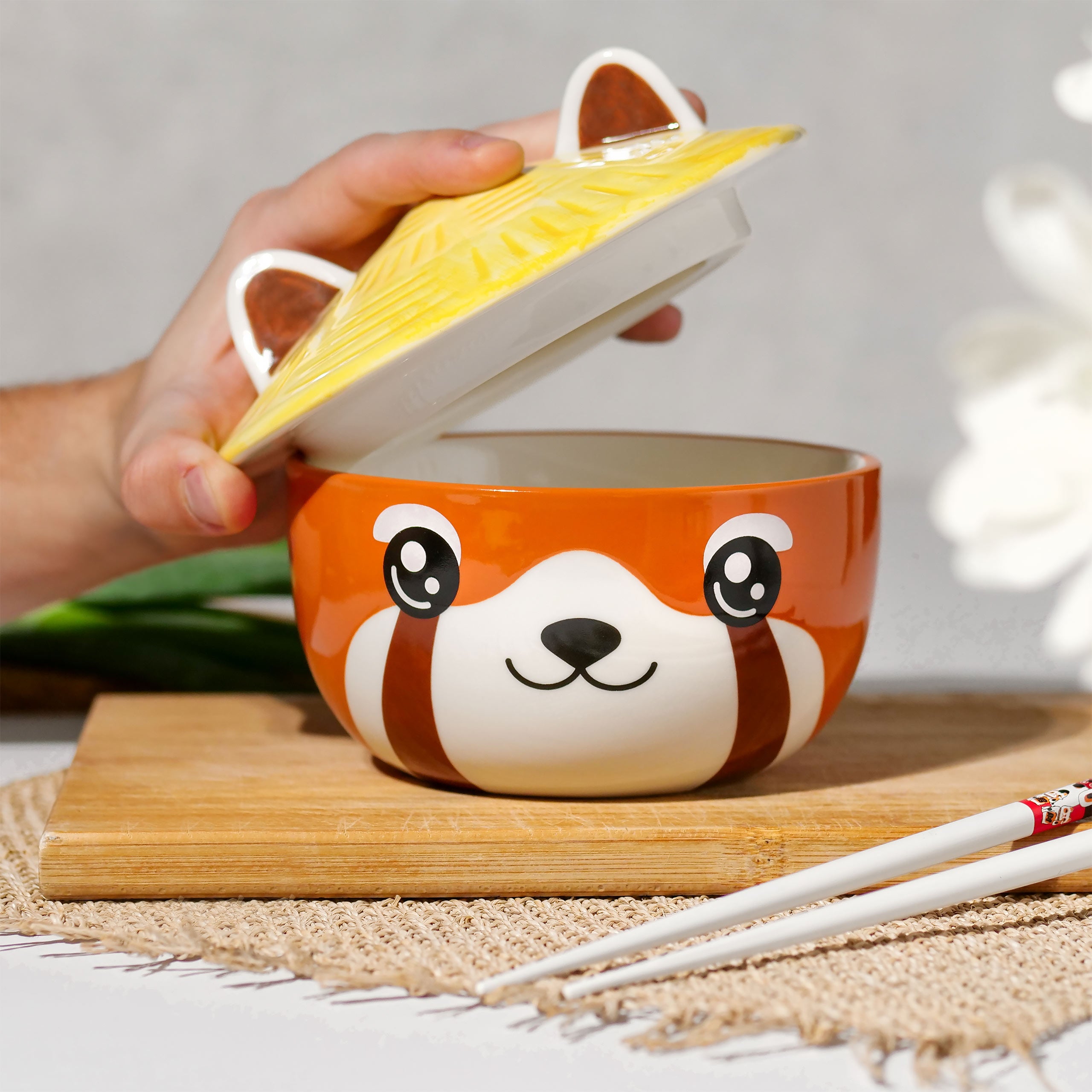 Image produit Bol Kawaii Panda Rouge avec Couvercle pour les Fans d'Anime