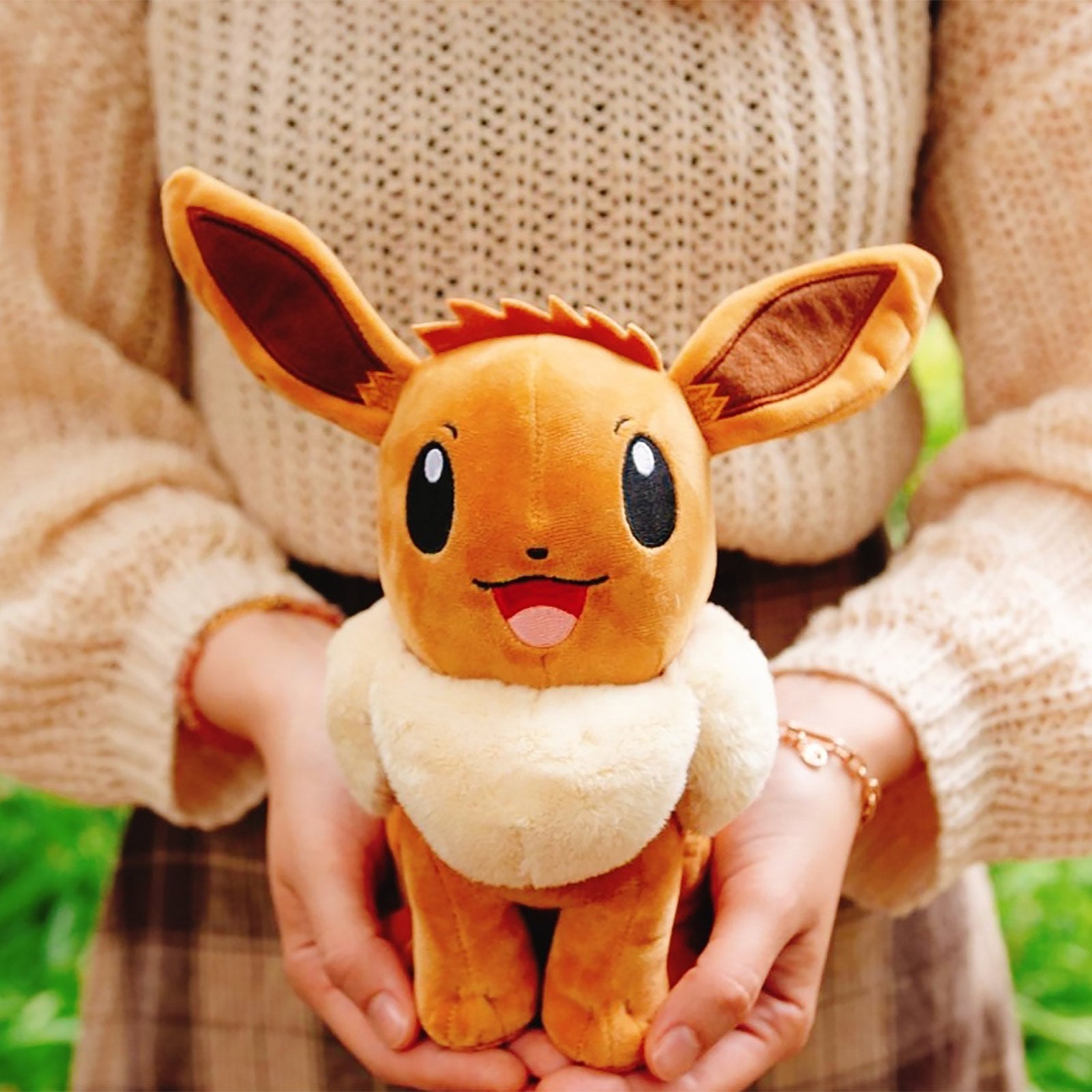 Image produit Pokemon - Figurine en Peluche Eevee 23 cm