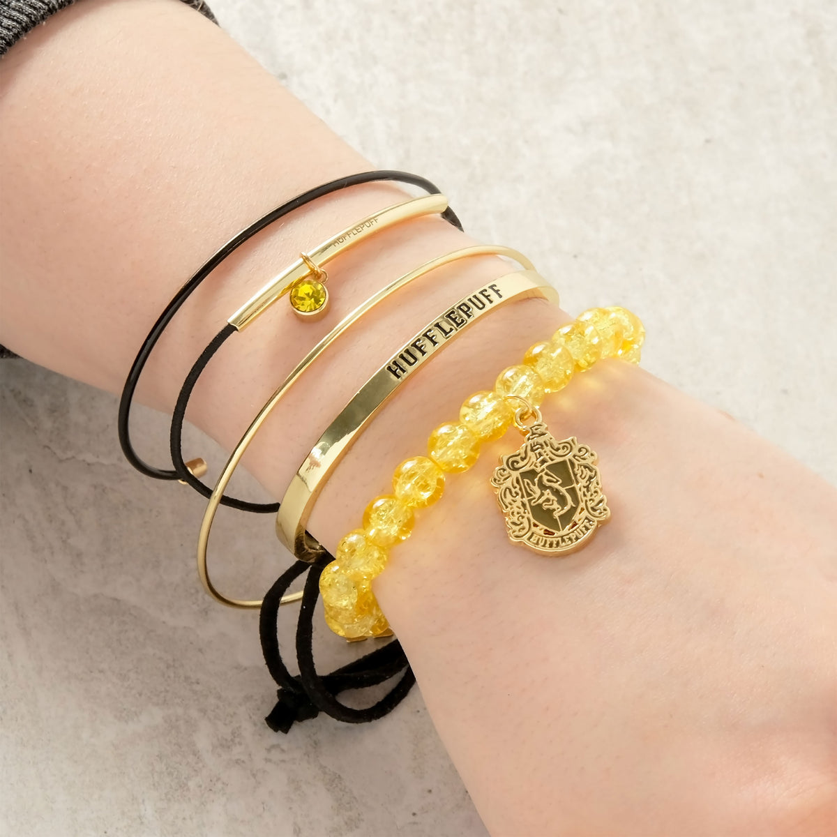 Image produit Harry Potter - Bracelets Poufsouffle Set de 5