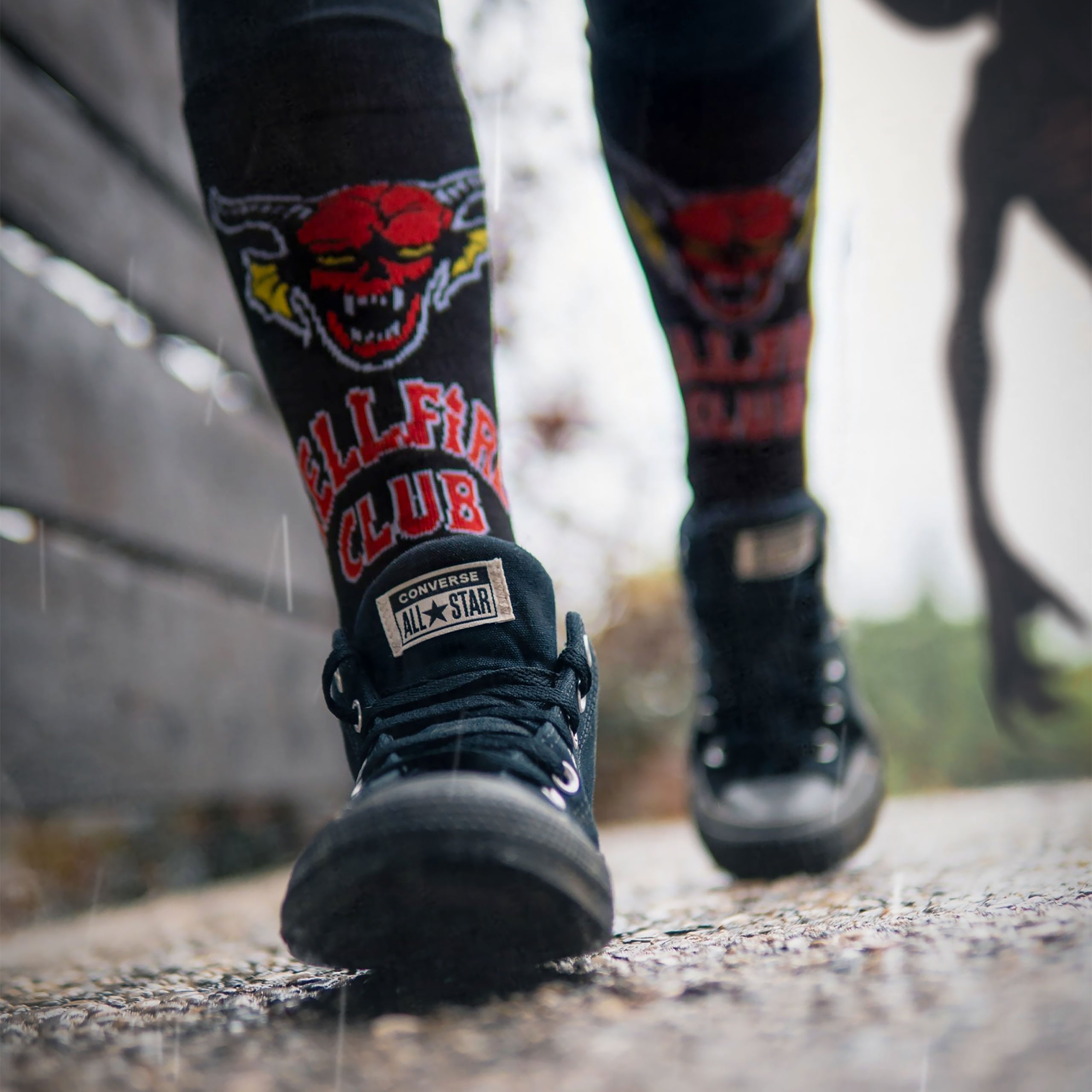 Image produit Stranger Things - Chaussettes Hellfire Club