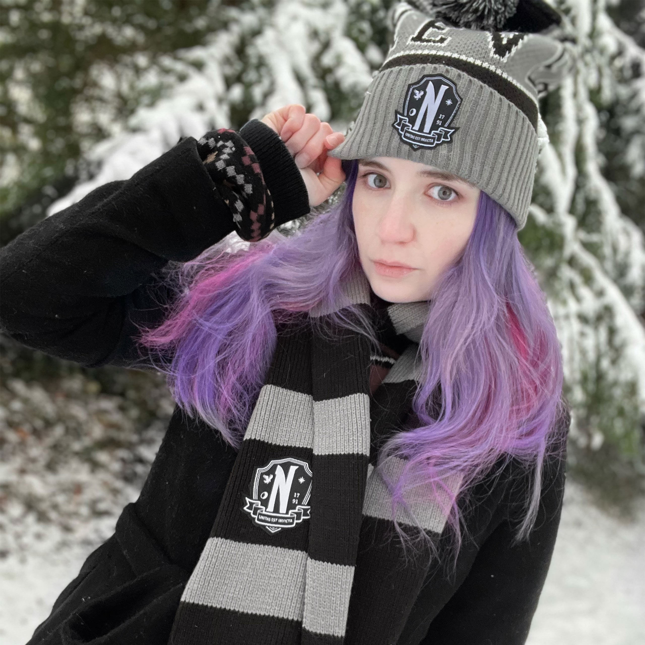 Image produit Mercredi - Bonnet de l'Académie Nevermore