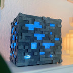 Image produit Minecraft - Lampe de table en minerai de diamant