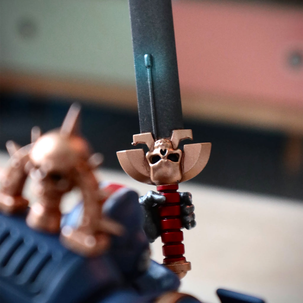 Image produit Warhammer 40k - Lieutenant Ultramarines avec Figurine d'Action Poing de Puissance
