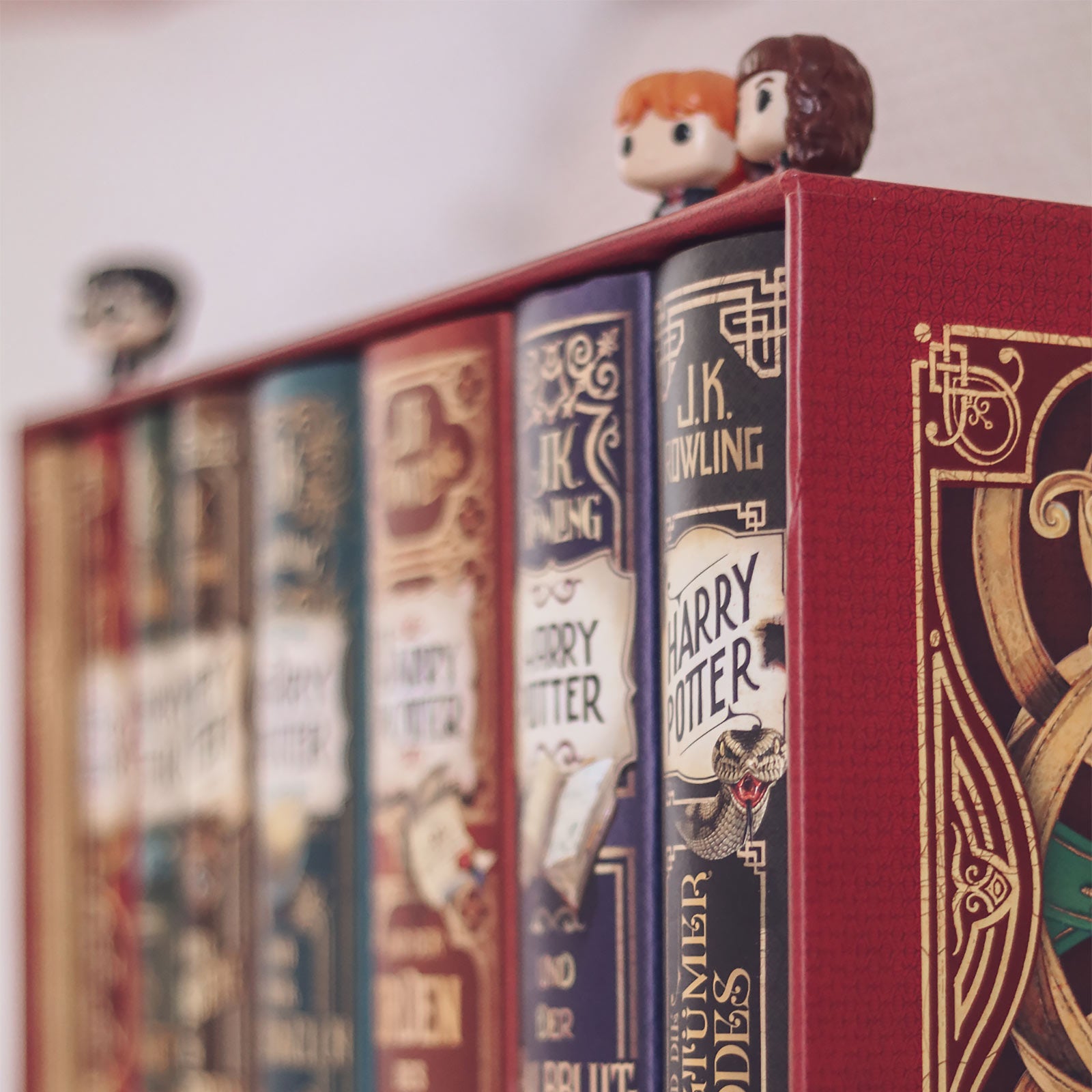 Product image Harry Potter - Volumes 1-7 in Box Set with Exclusive Extra