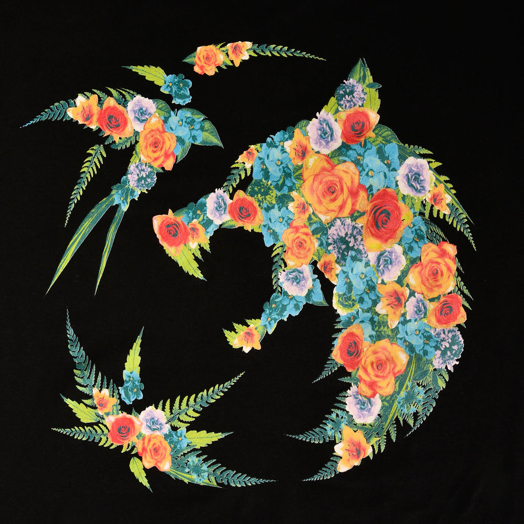 Image produit Witcher - T-shirt noir à médaillon de loup floral
