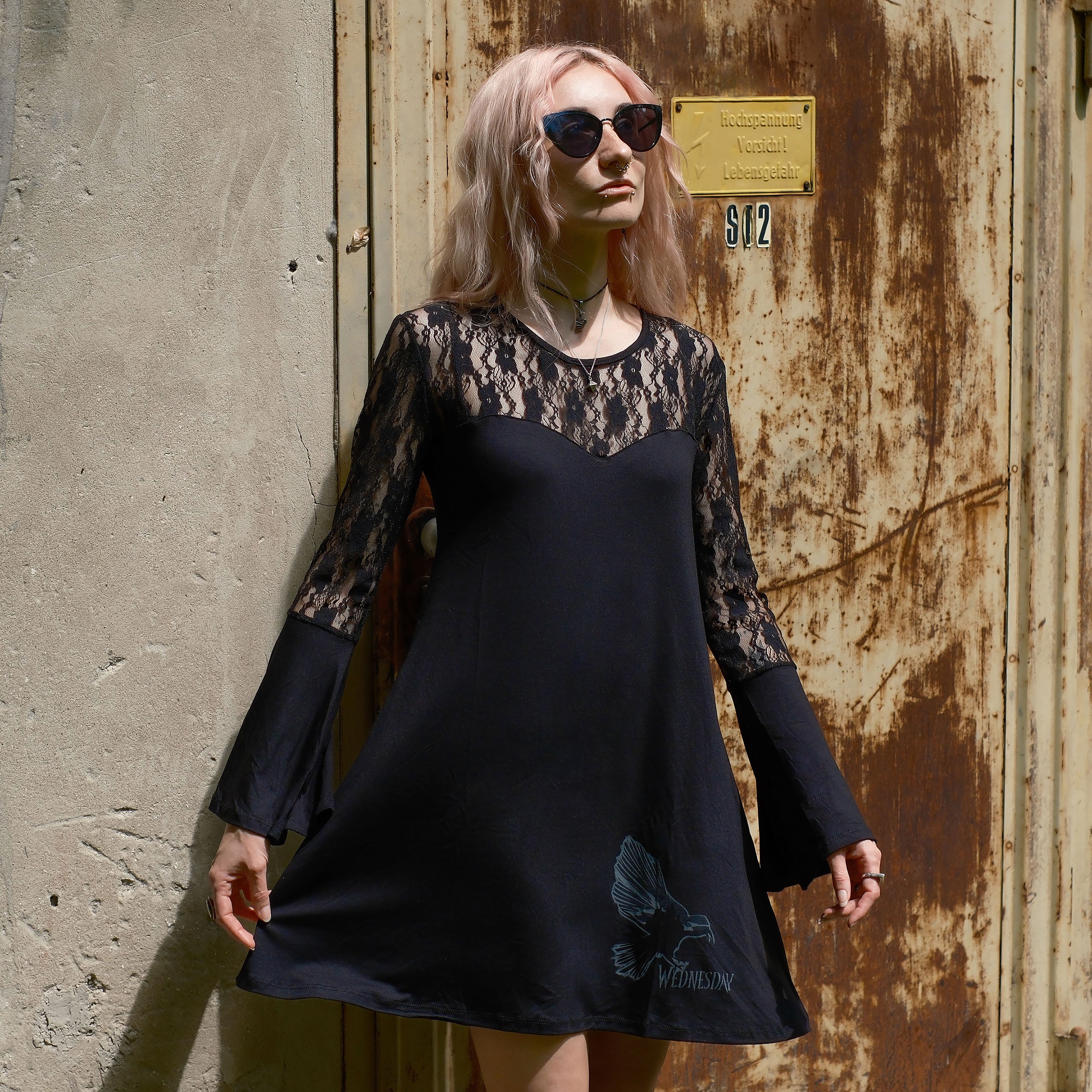 Image produit Mercredi - Mini Robe Darkness