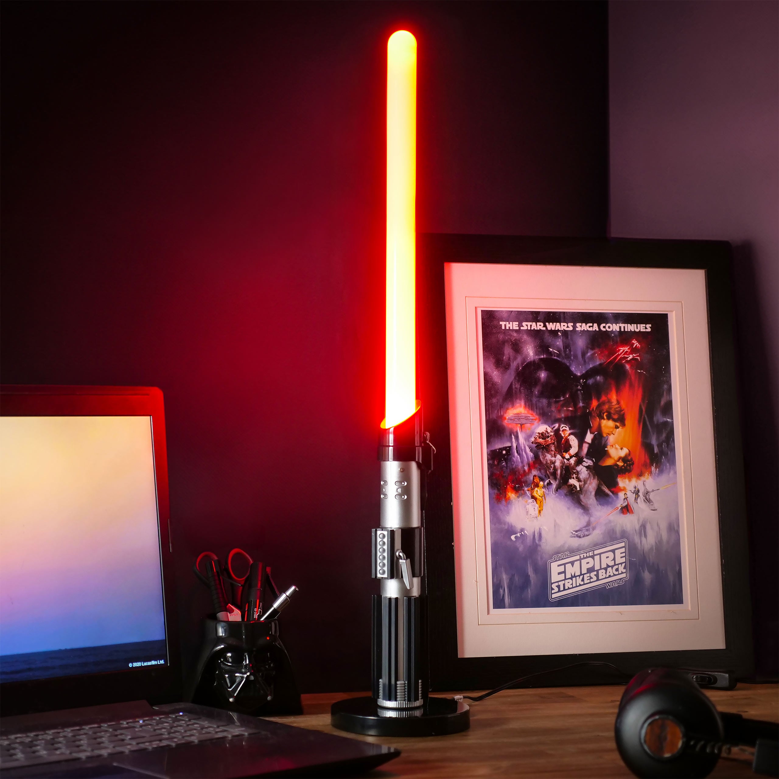 Image produit Star Wars - Lampe de table sabre laser de Darth Vader