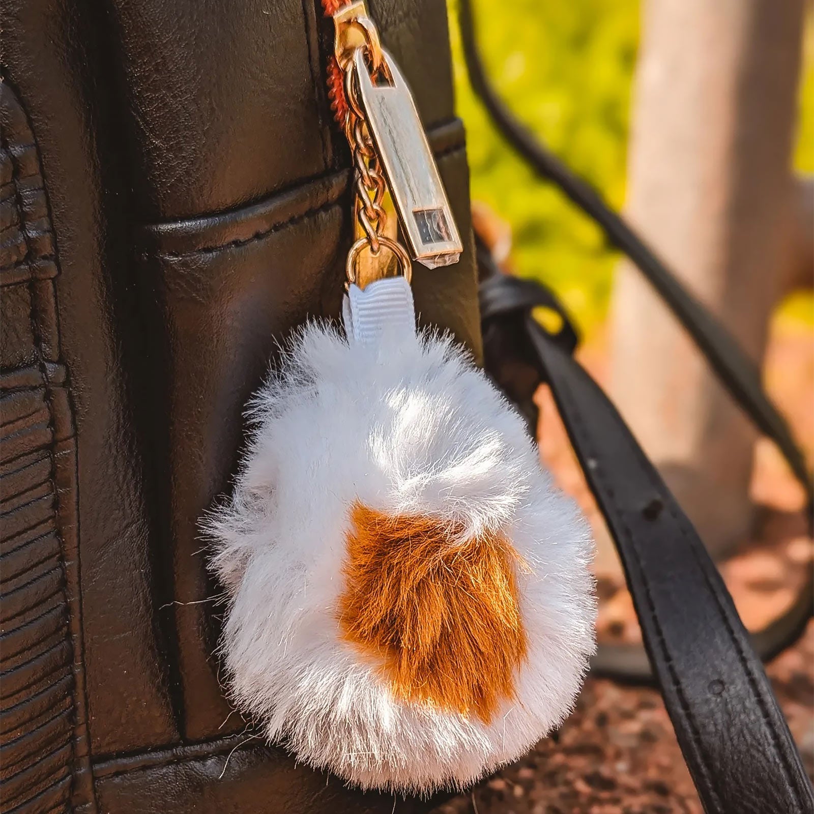 Image produit Ilustrata - Sac à dos Dark Ramen avec pendentif Pom Pom noir