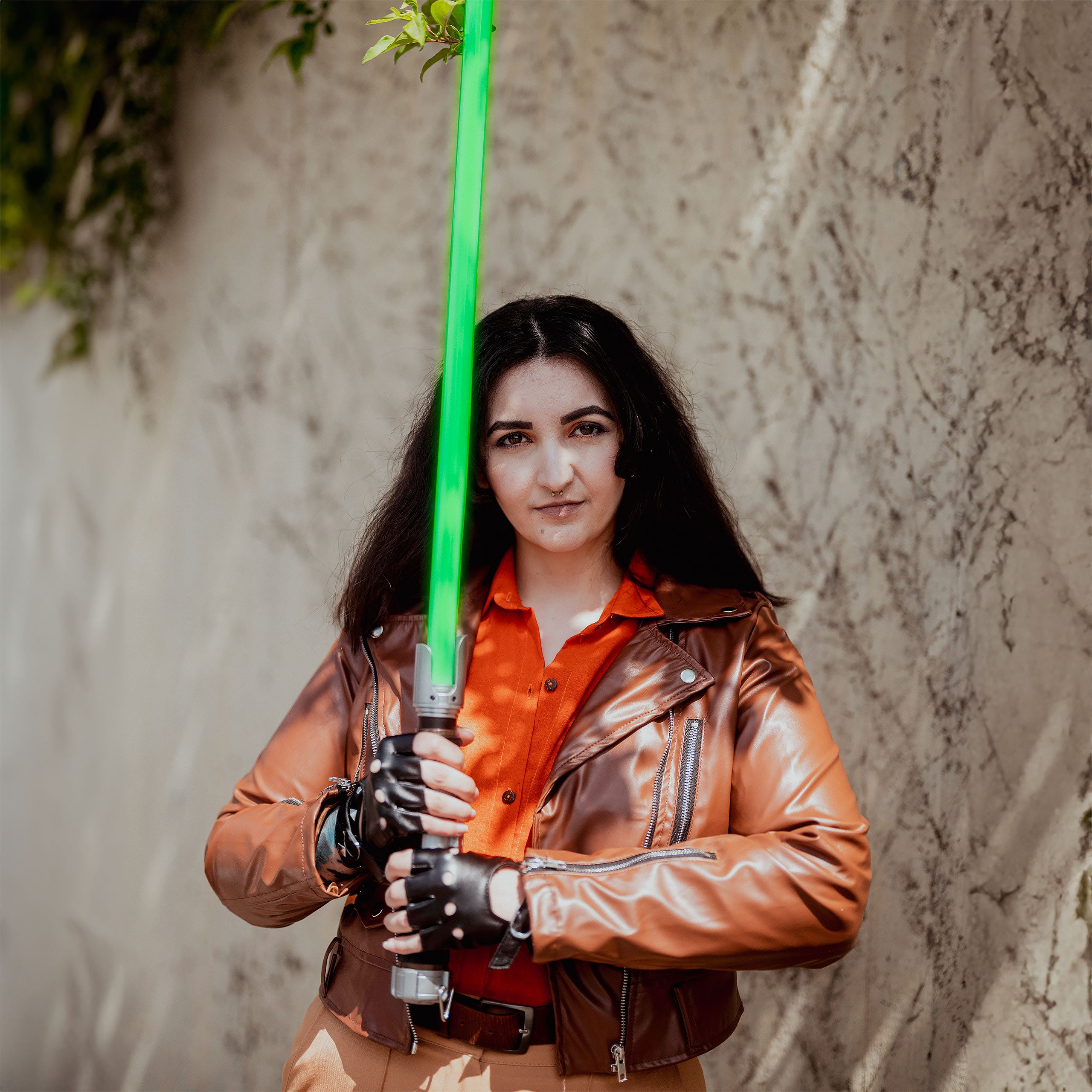 Image produit Star Wars Ahsoka - Sabine Wren Force FX Elite Black Series Sabre Laser