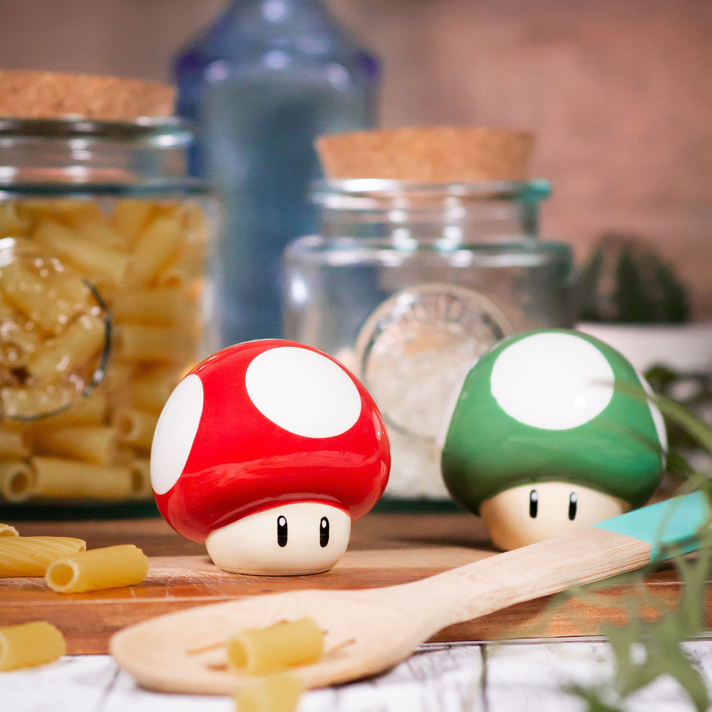 Image produit Super Mario - Super Champignon et 1 UP Champignon Salières et Poivrières