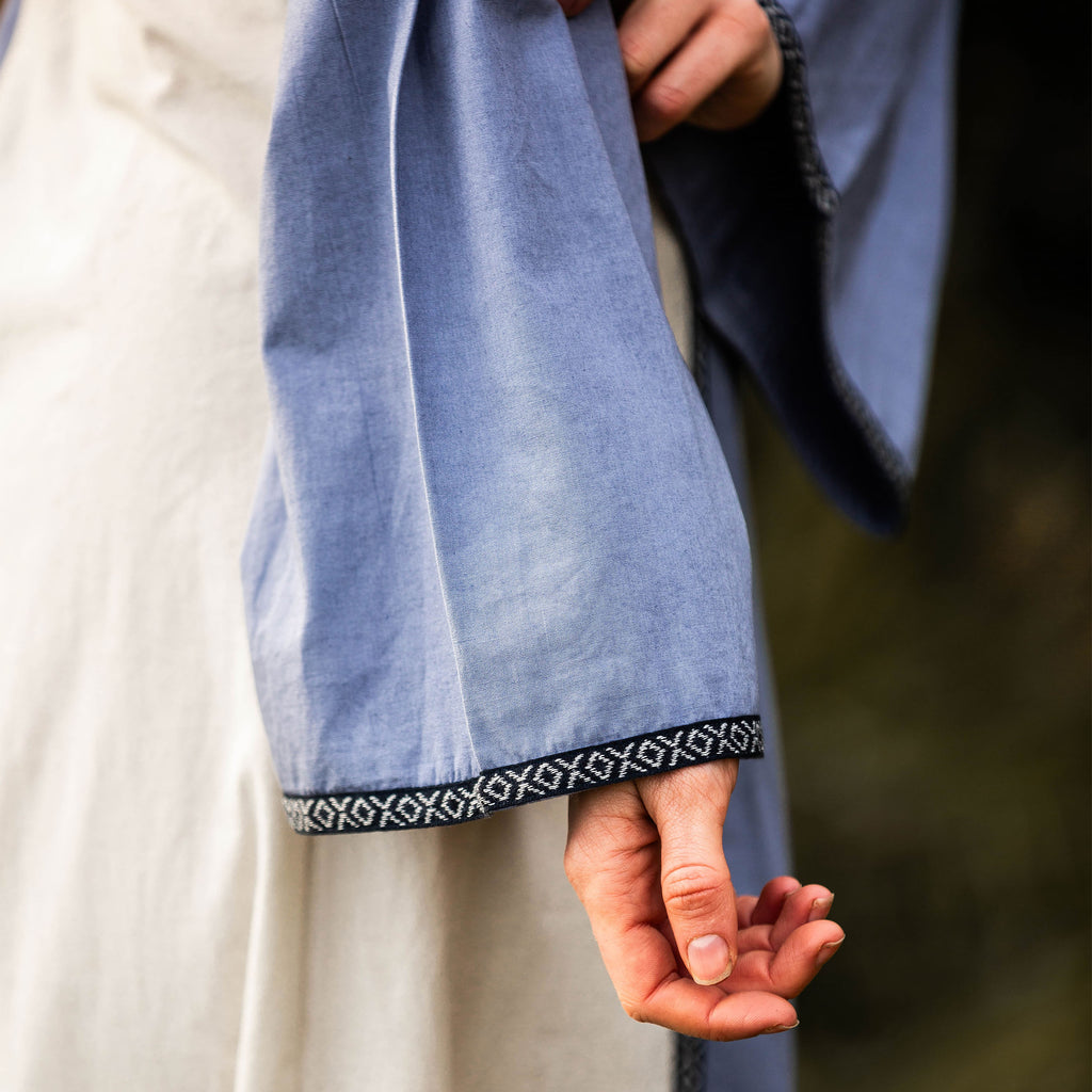 Image produit Robe médiévale avec laçage bleu-naturel