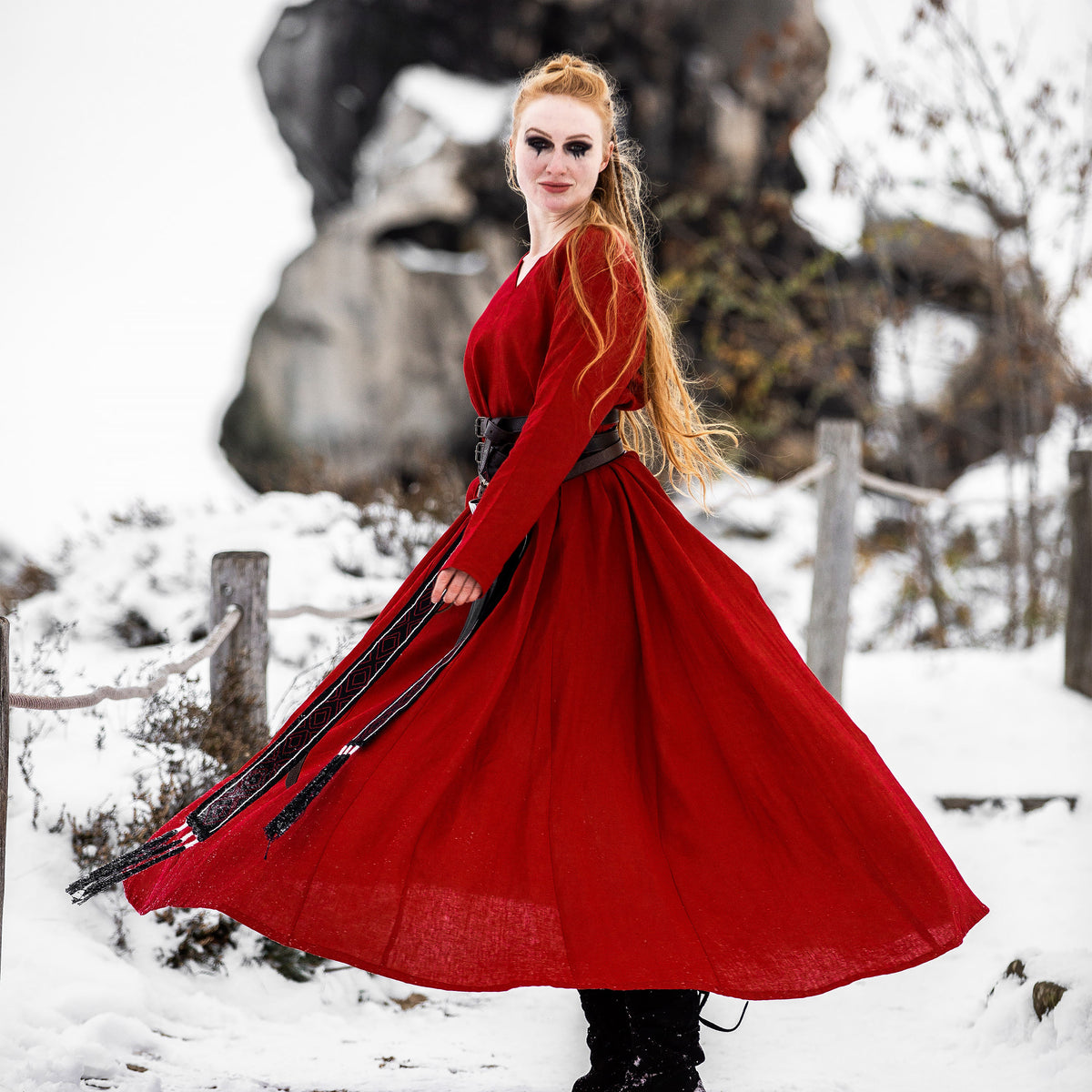 Image produit Robe Médiévale en Lin Rouge