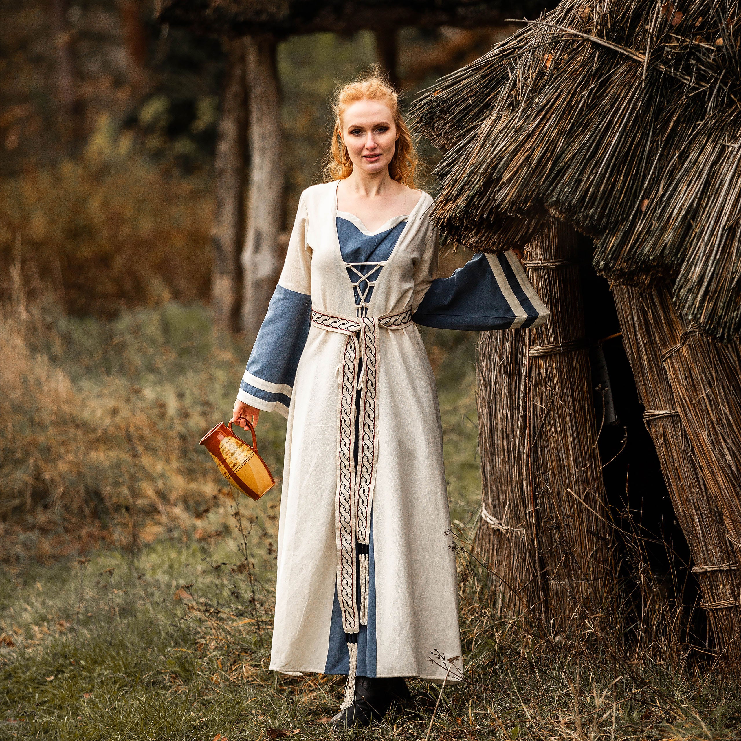 Image produit Robe médiévale avec manches trompette bleu-naturel