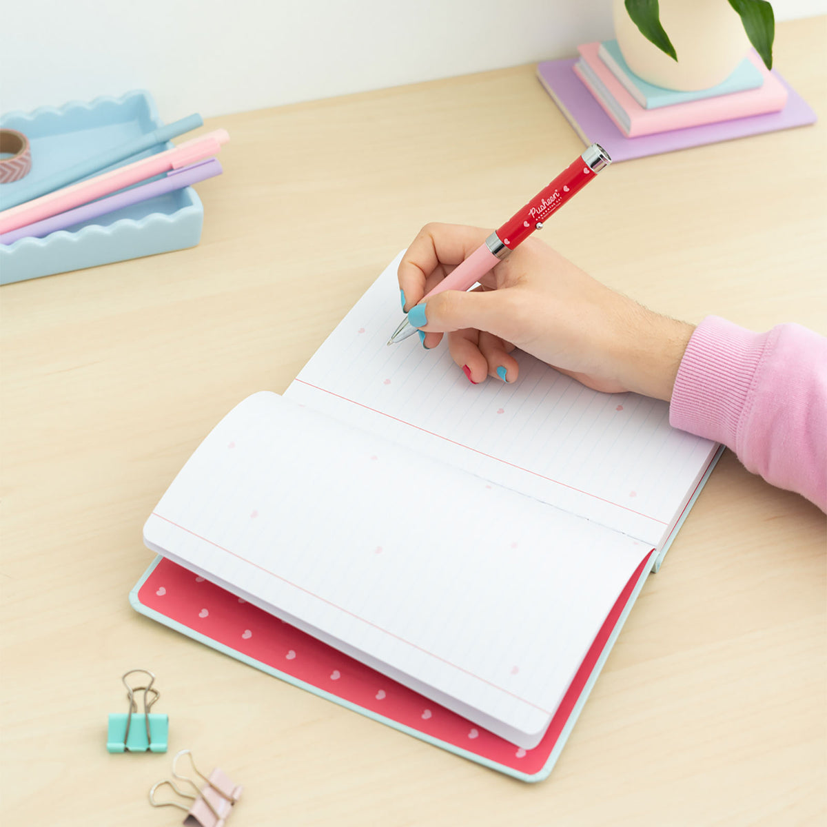Image produit Pusheen - Cahier d'amour parfait avec stylo projecteur