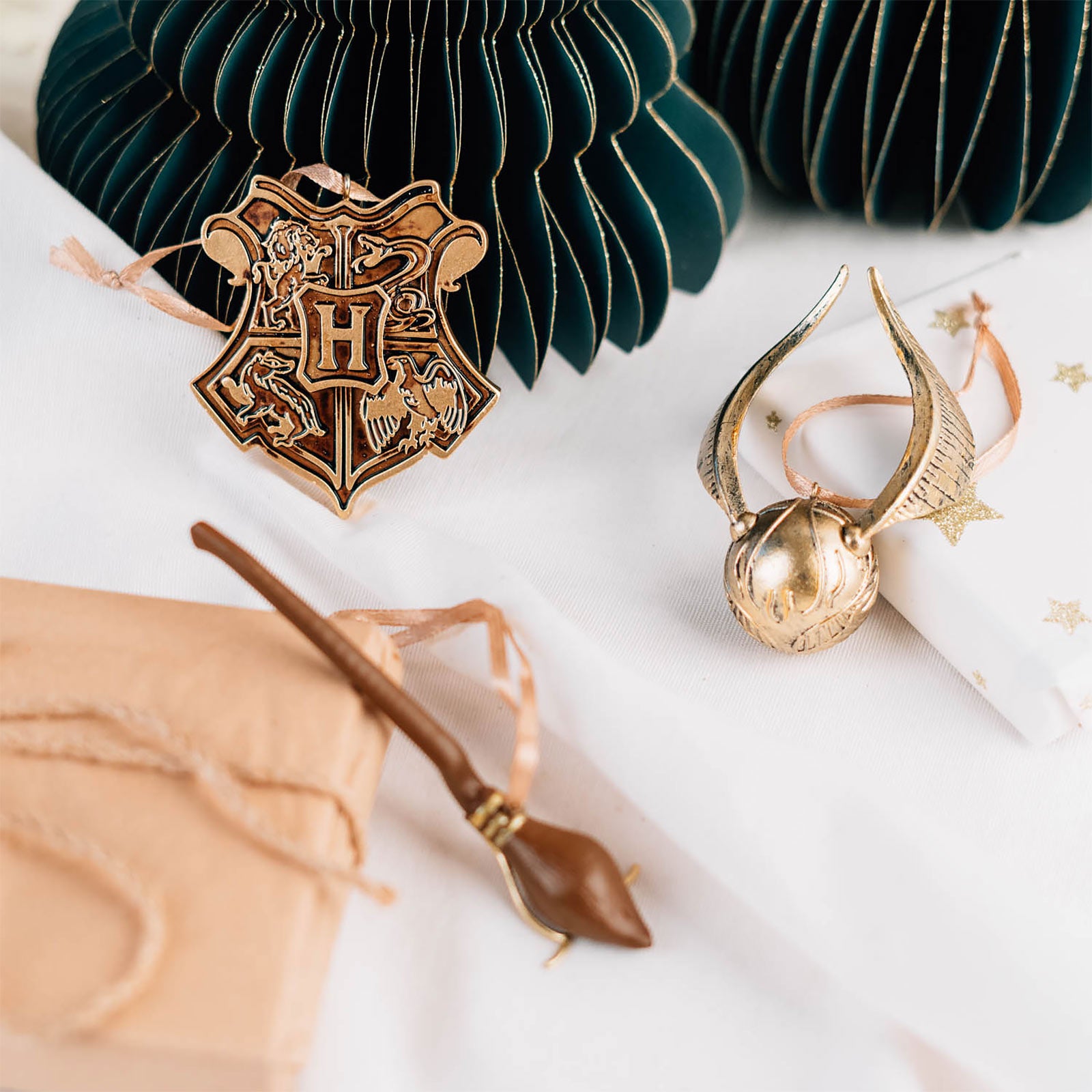 Image produit Harry Potter - Décorations de Noël Poudlard Lot de 3