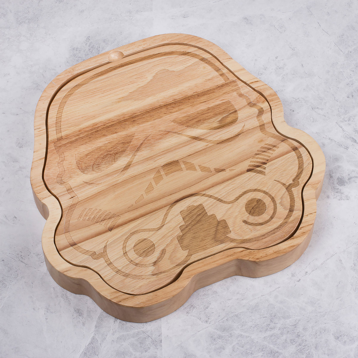 Image produit Planche à fromage Stormtrooper originale comprenant un ensemble de couteaux pour les fans de Star Wars