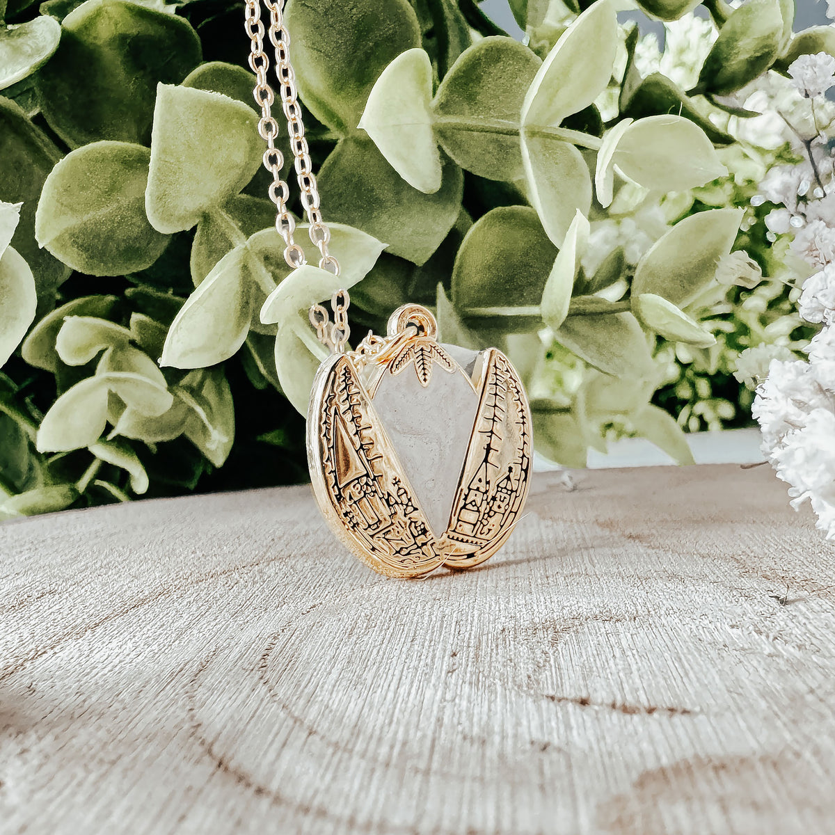 Image produit Harry Potter - Coffret Cadeau L'Œuf d'Or avec Collier