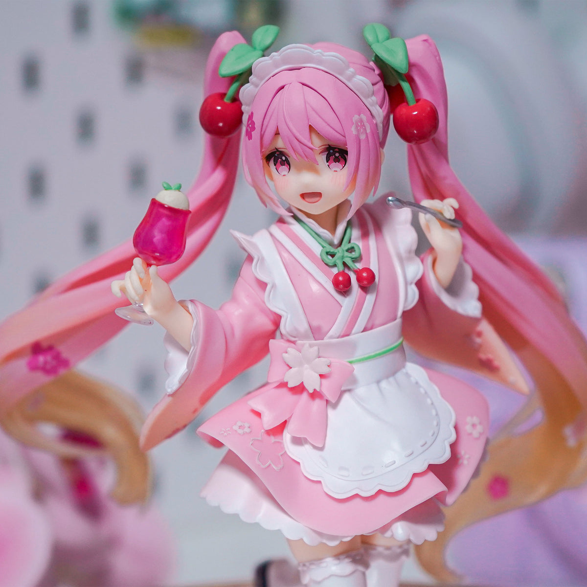 Image produit Hatsune Miku - Figurine Sakura Miku Version Café Japonais