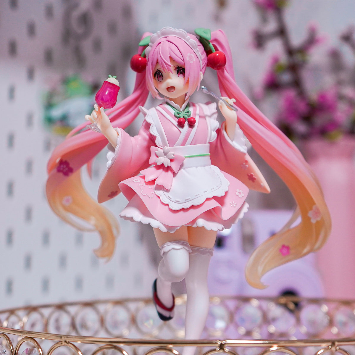 Image produit Hatsune Miku - Figurine Sakura Miku Version Café Japonais