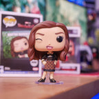 Image produit WandaVision - Figurine Funko Pop Meme Agatha Harkness à tête branlante