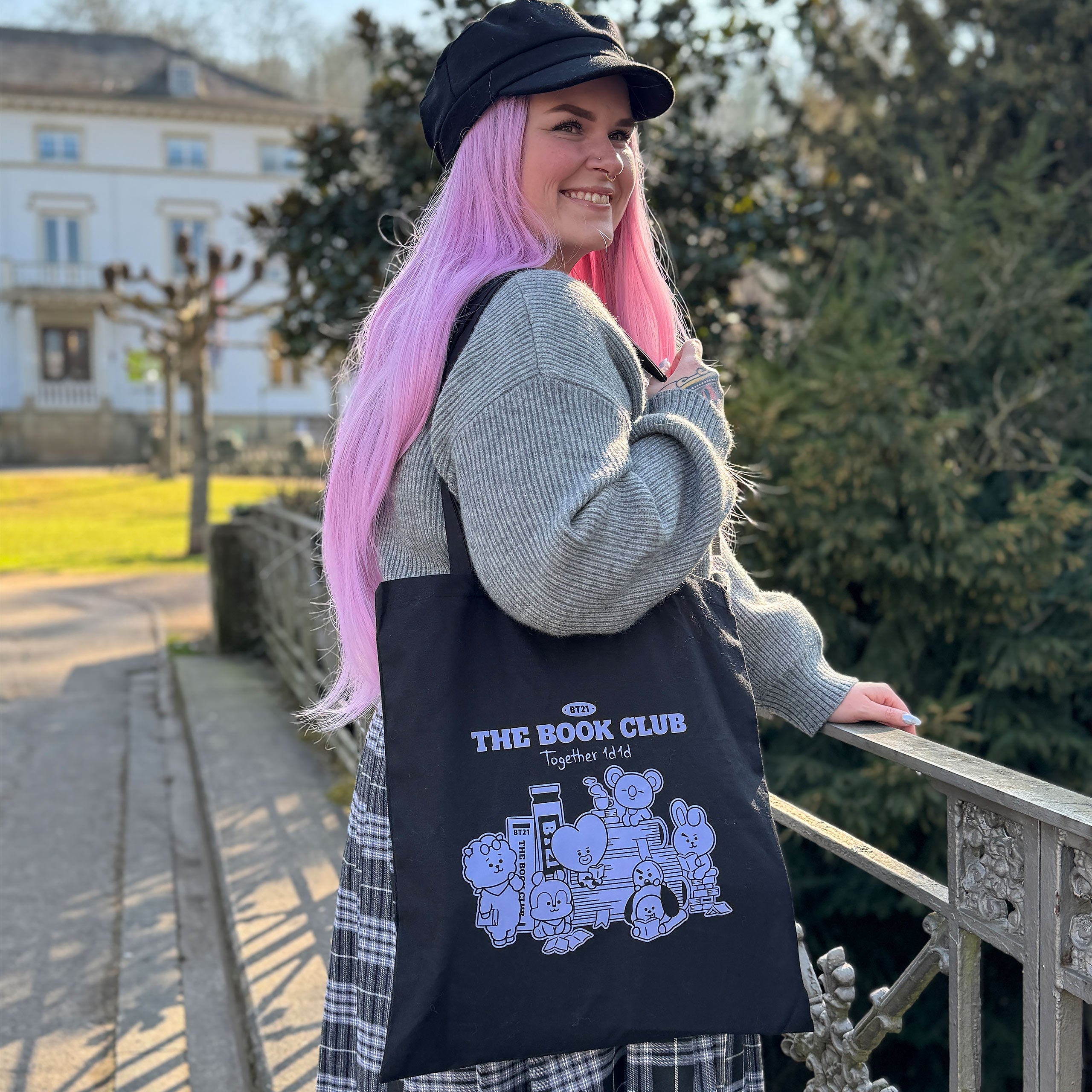 Image produit BT21 - Tote Bag Club de Lecture
