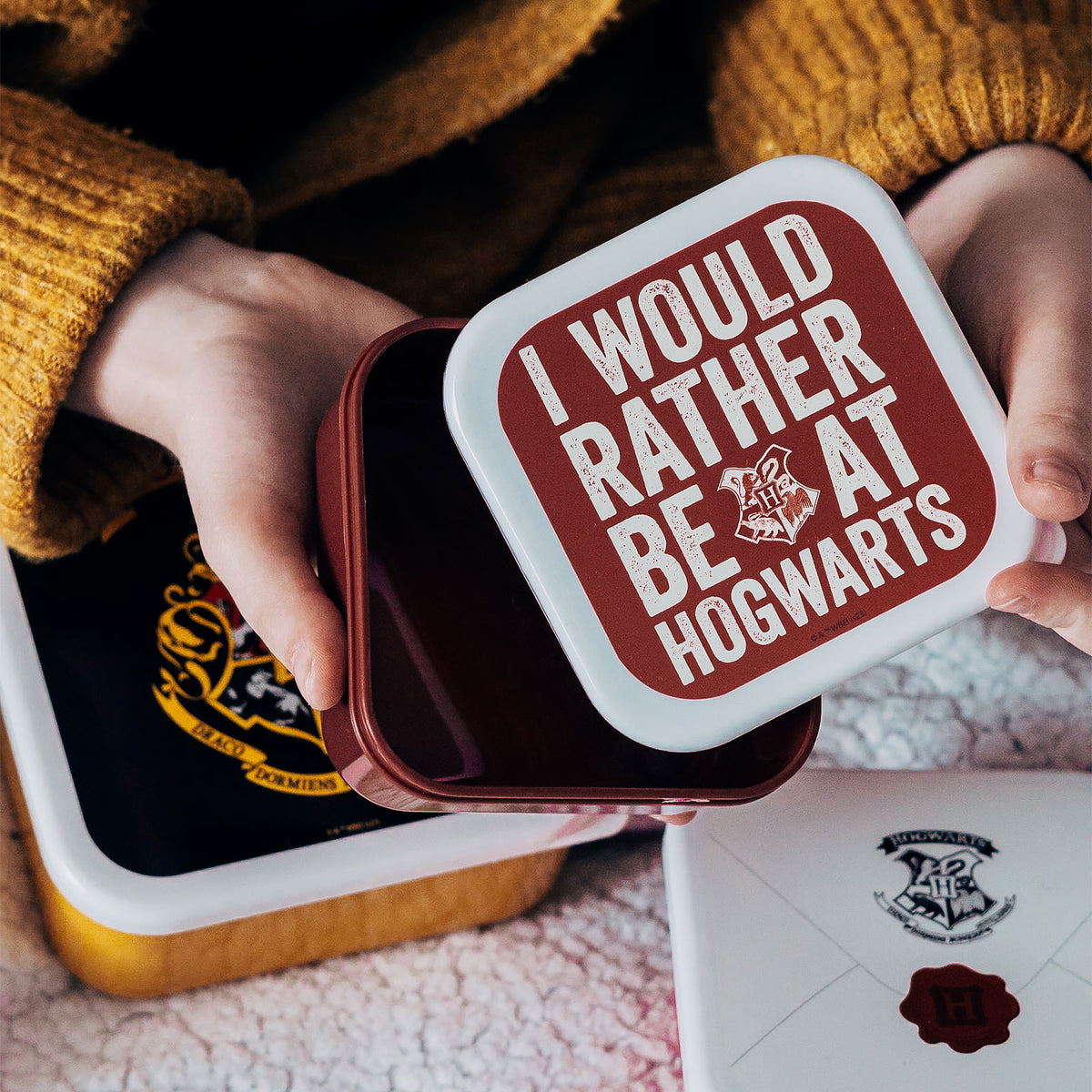 Image produit Harry Potter - Ensemble de 3 boîtes à lunch avec blason de Poudlard