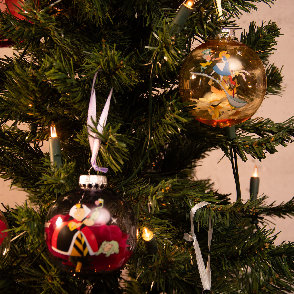 Image produit Alice au Pays des Merveilles - Boules de Noël Caractères 7pcs