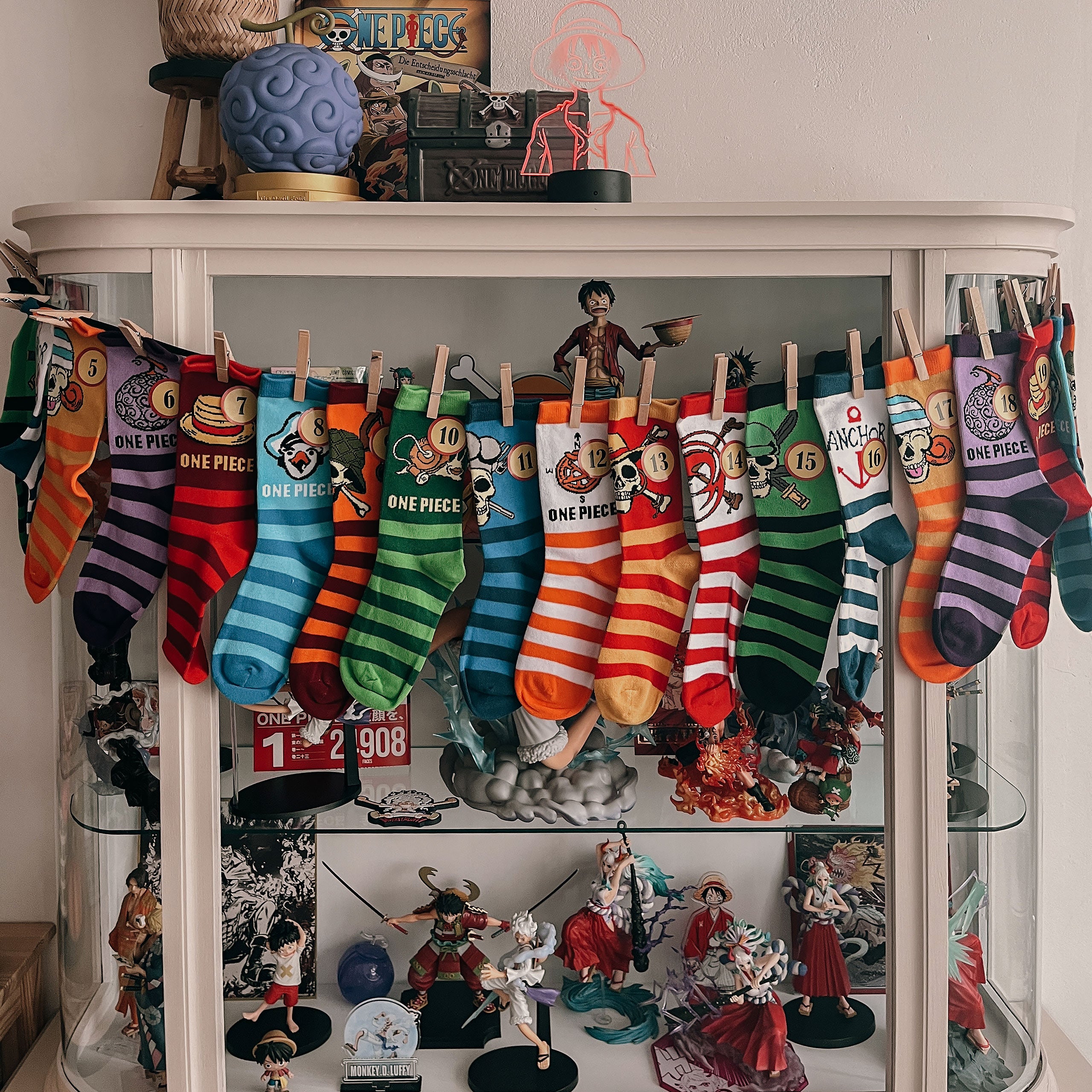 Image produit Calendrier de l'Avent One Piece à remplir de chaussettes