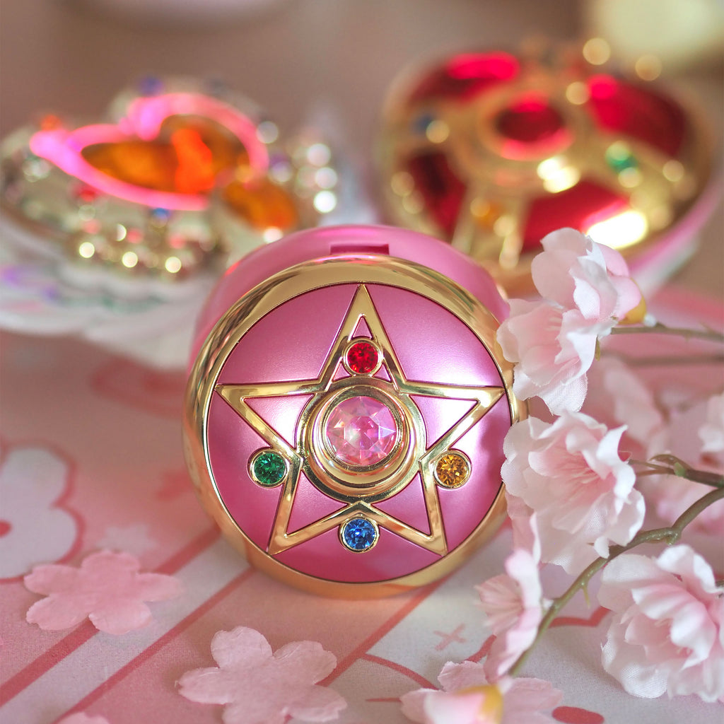 Image produit Sailor Moon - Broche de transformation de cristal lunaire avec effets sonores