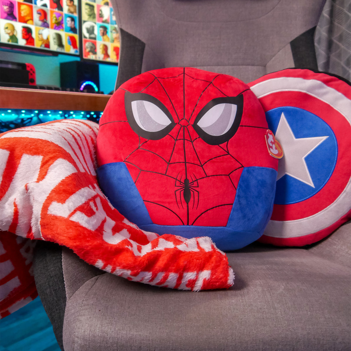 Image produit Coussin en peluche Spider-Man Squishy Beanies 35cm - Marvel