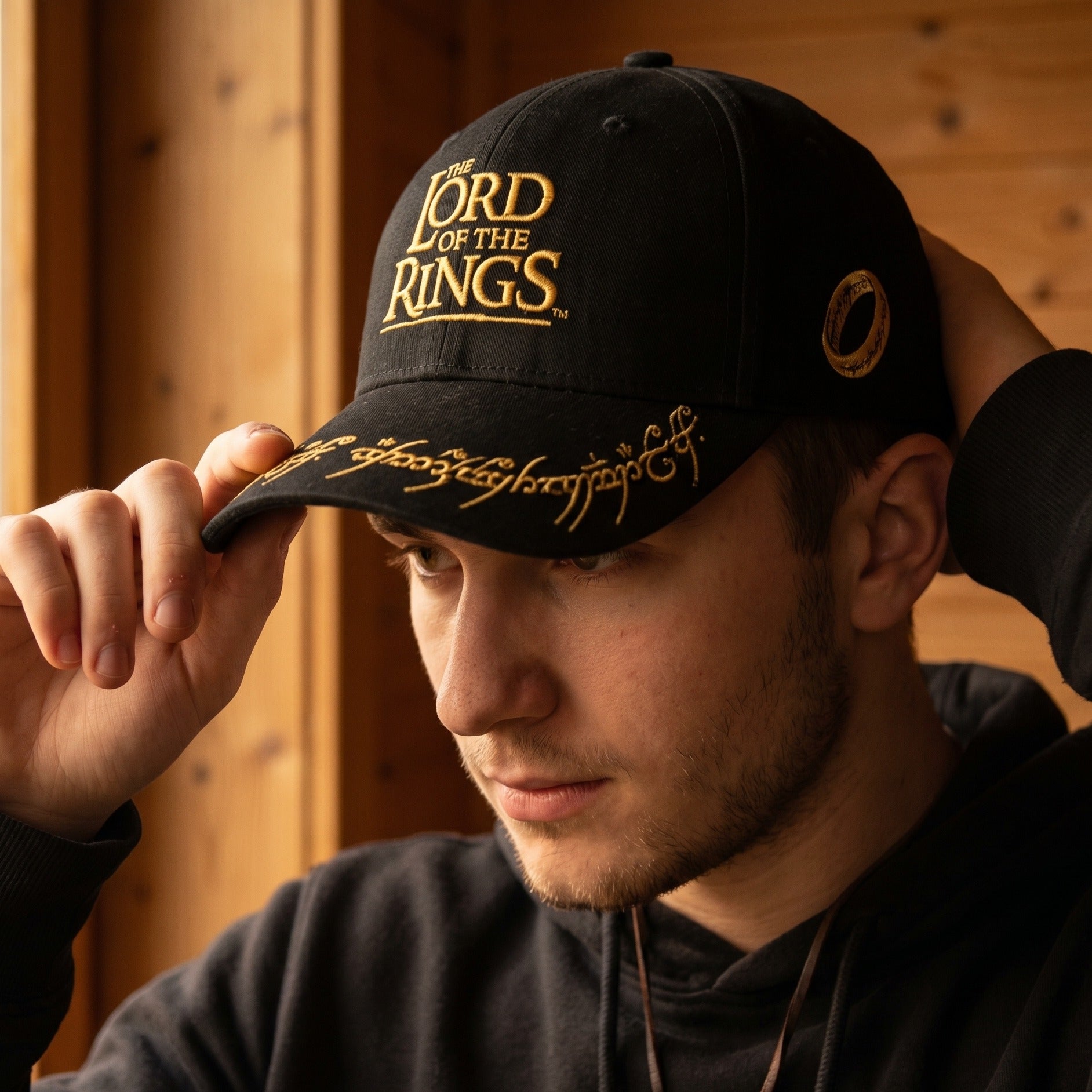 Image produit Le Seigneur des Anneaux - Casquette noire L'Anneau Unique
